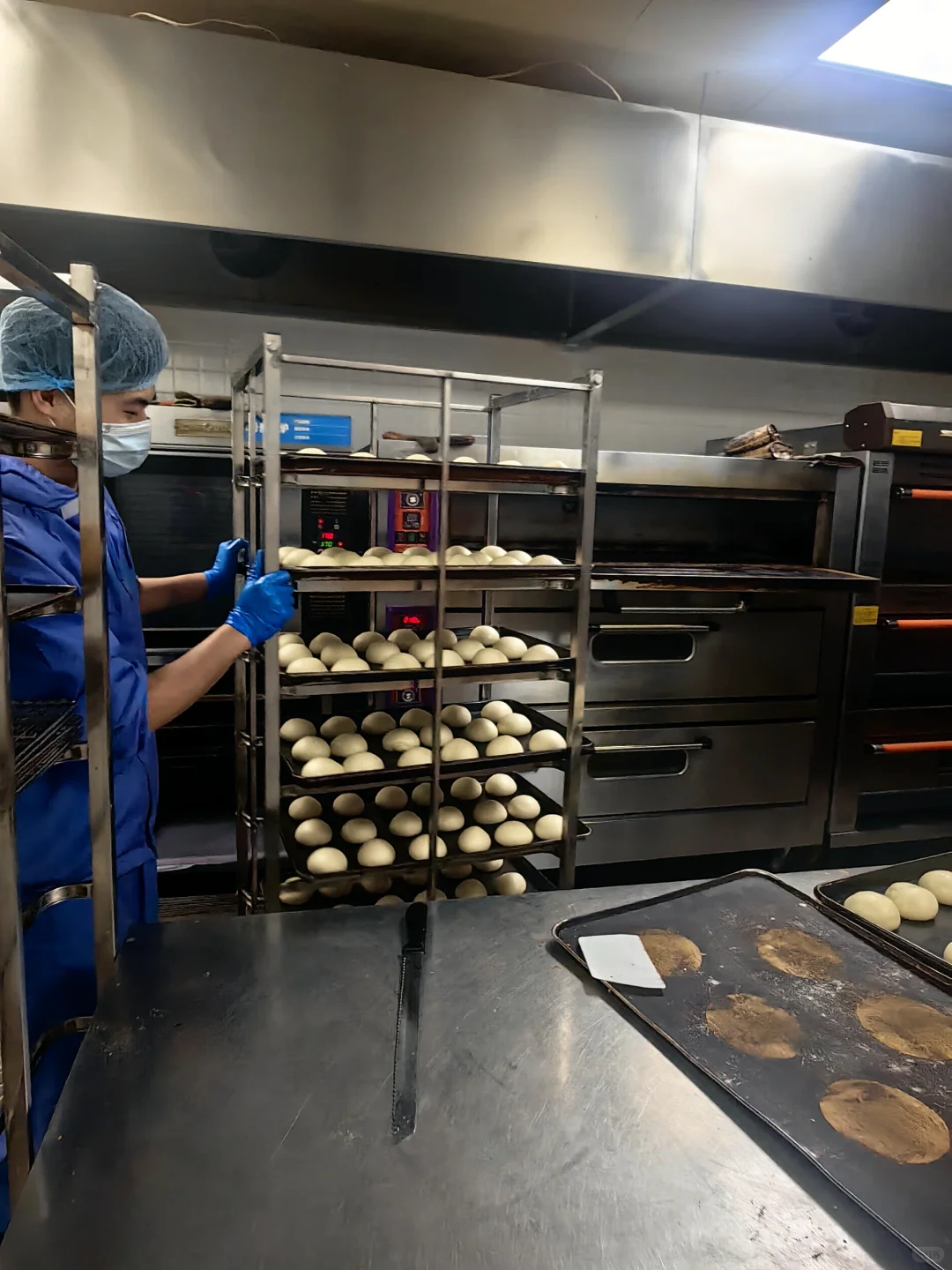 南通海安自己的面包厂坚持用好料做好包。