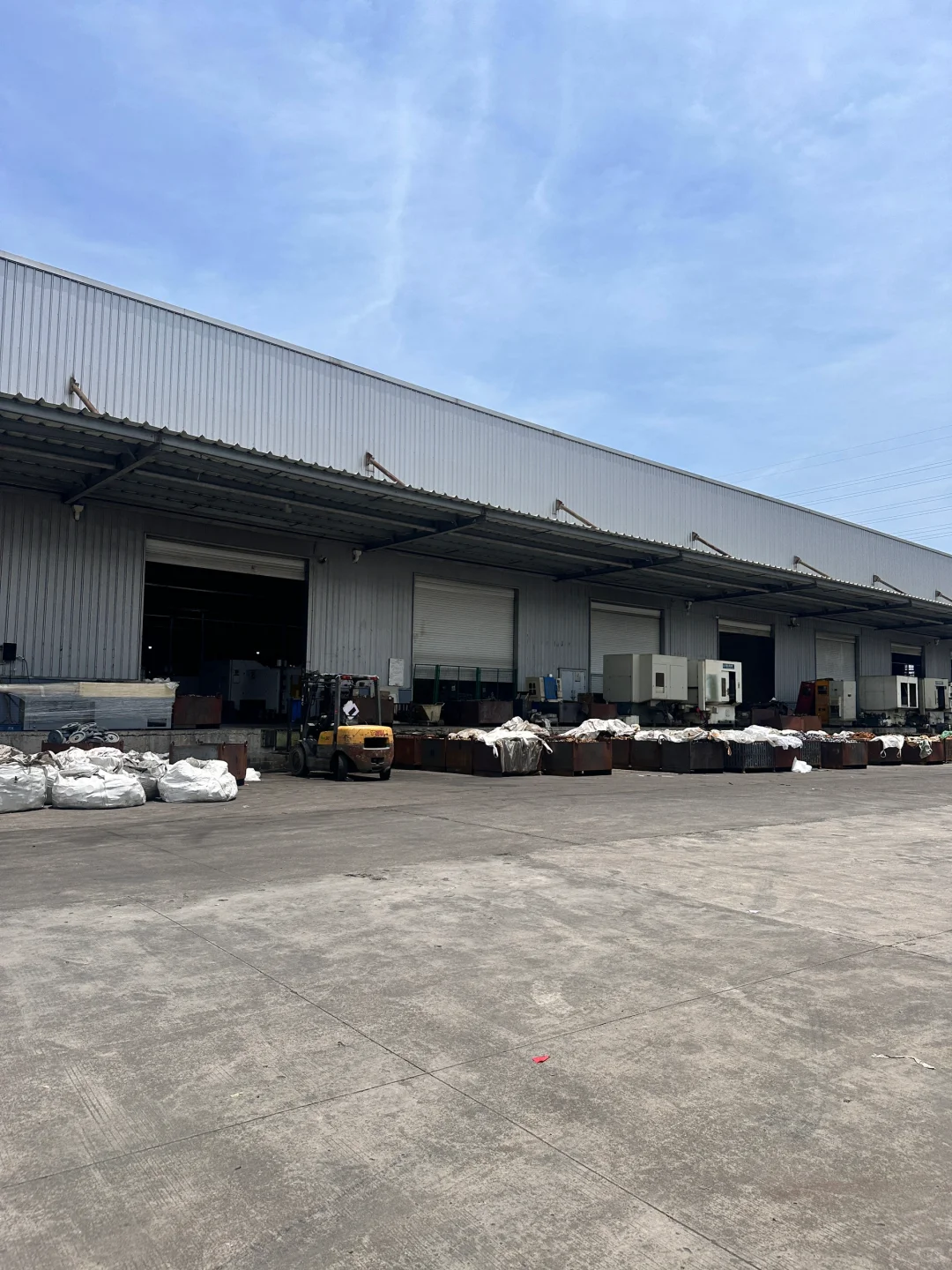 今天跑了板材工厂?