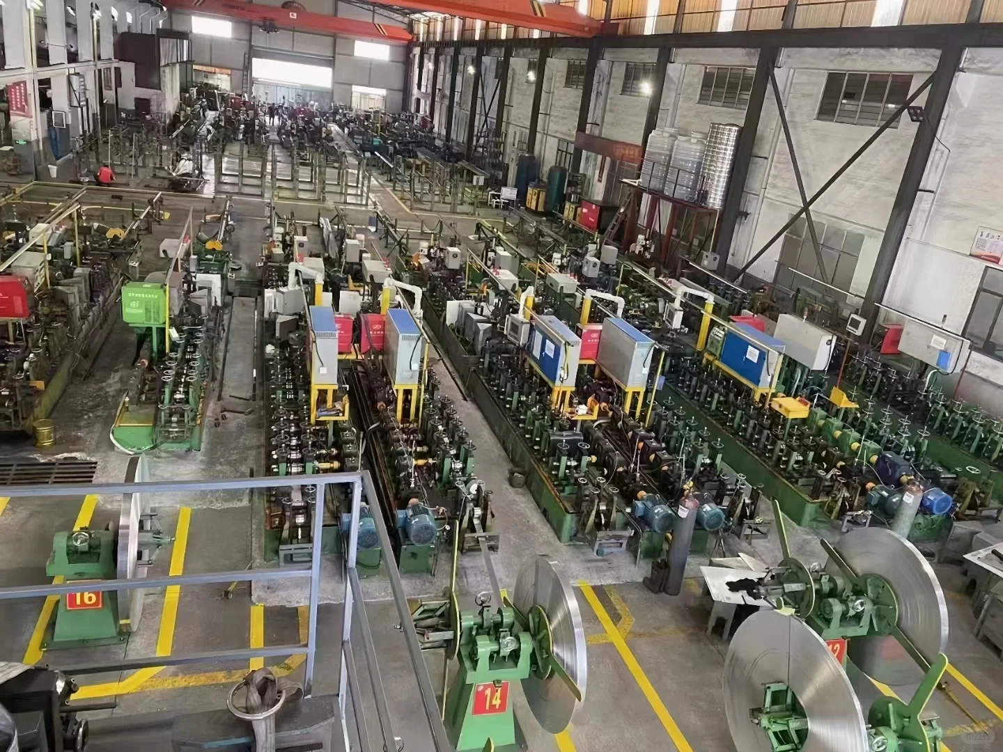 不锈钢工厂，干净也是一种生产力