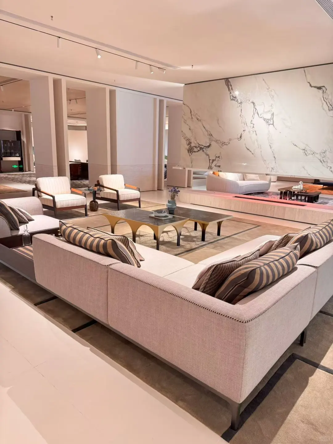 跟风去了一趟网红工厂，真的是智商税吗？