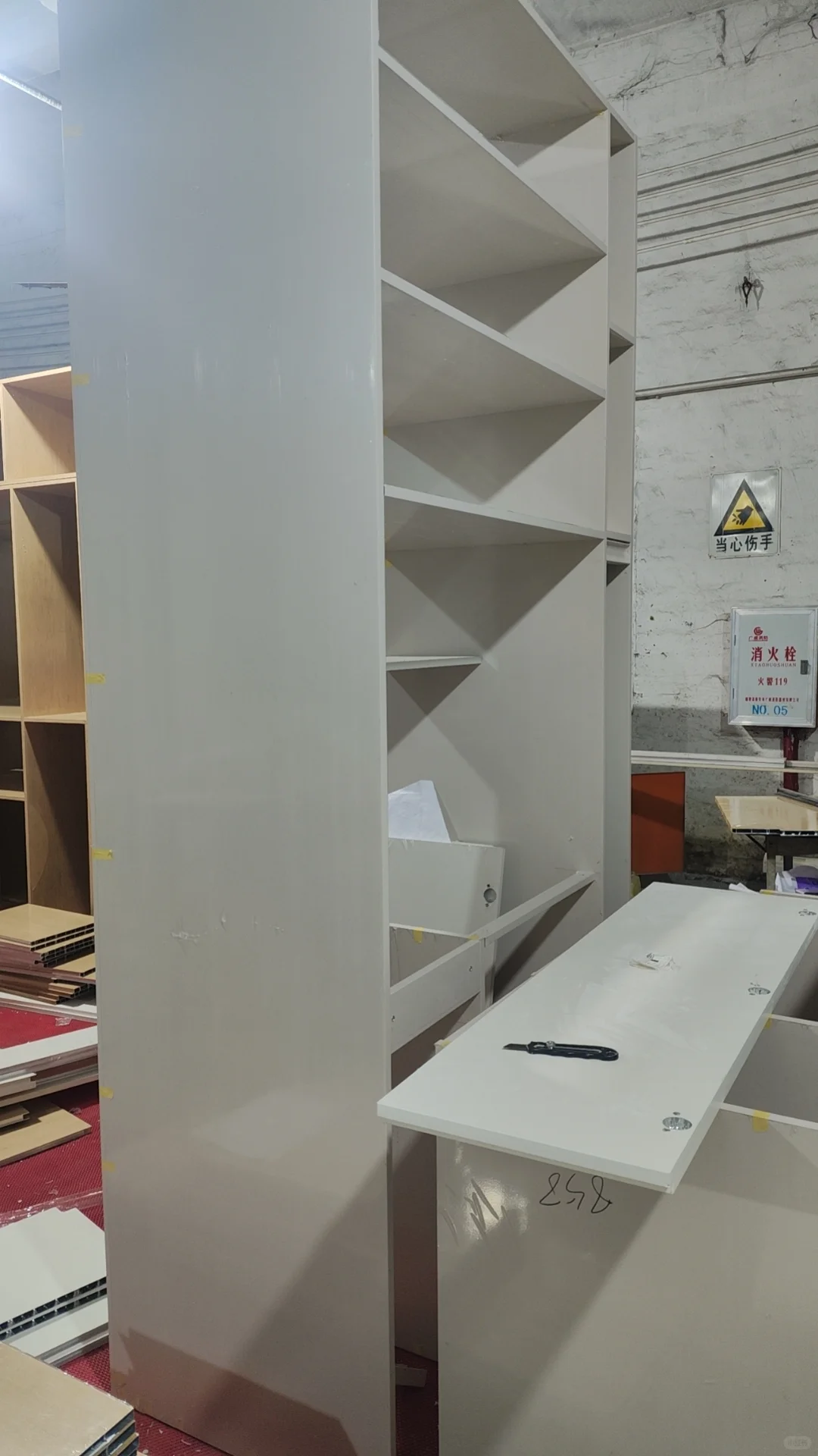 全铝焊接整板家具?车间实拍