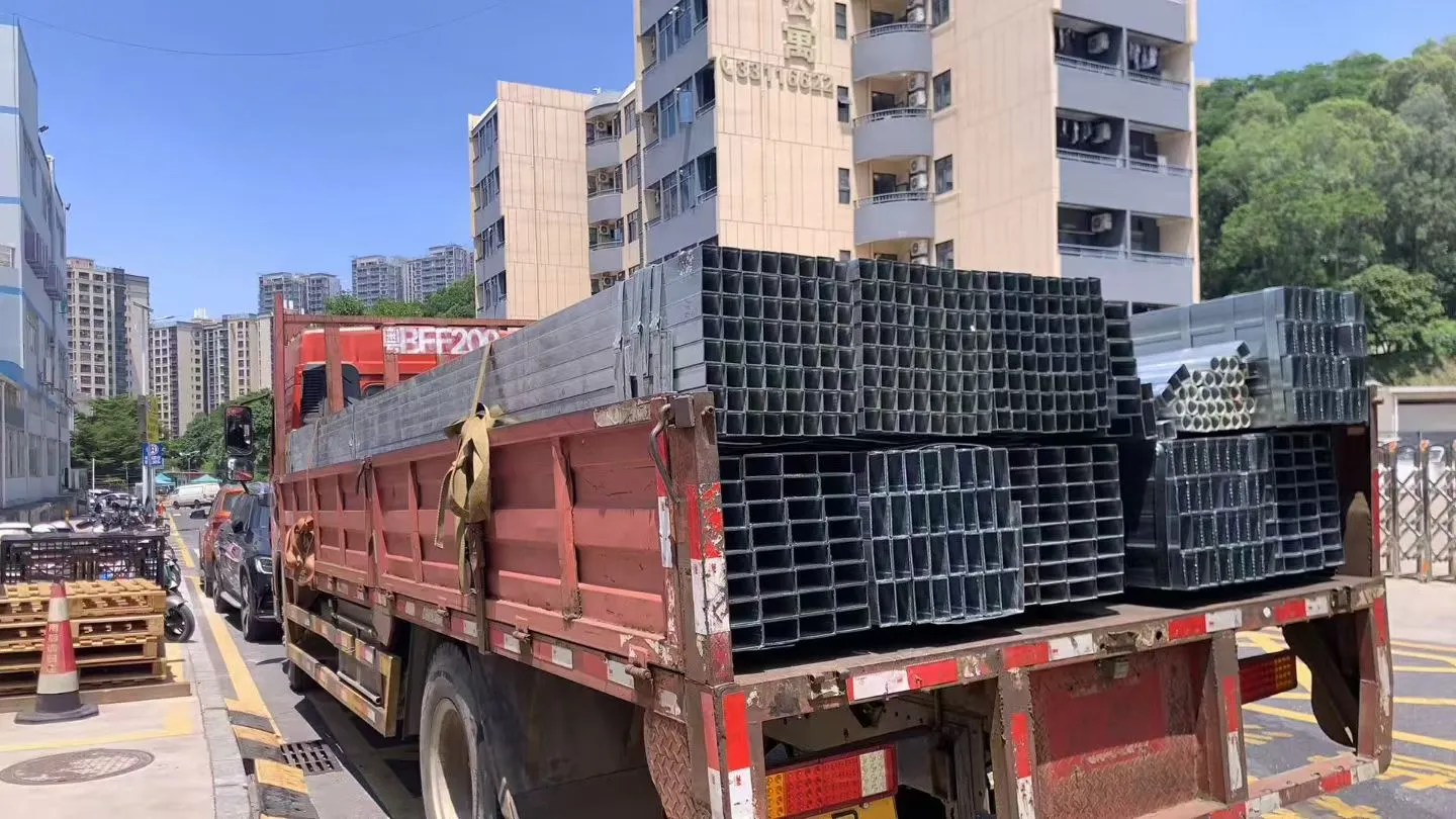 我们只是建材的搬运工