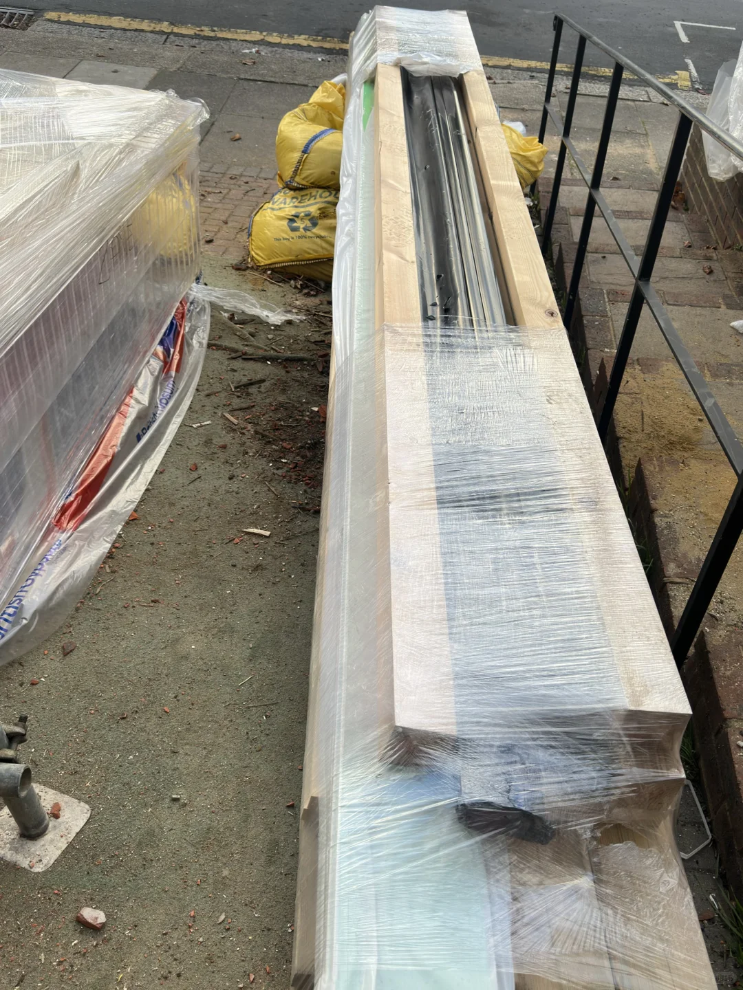 ??伦敦建材供应(一条龙服务)