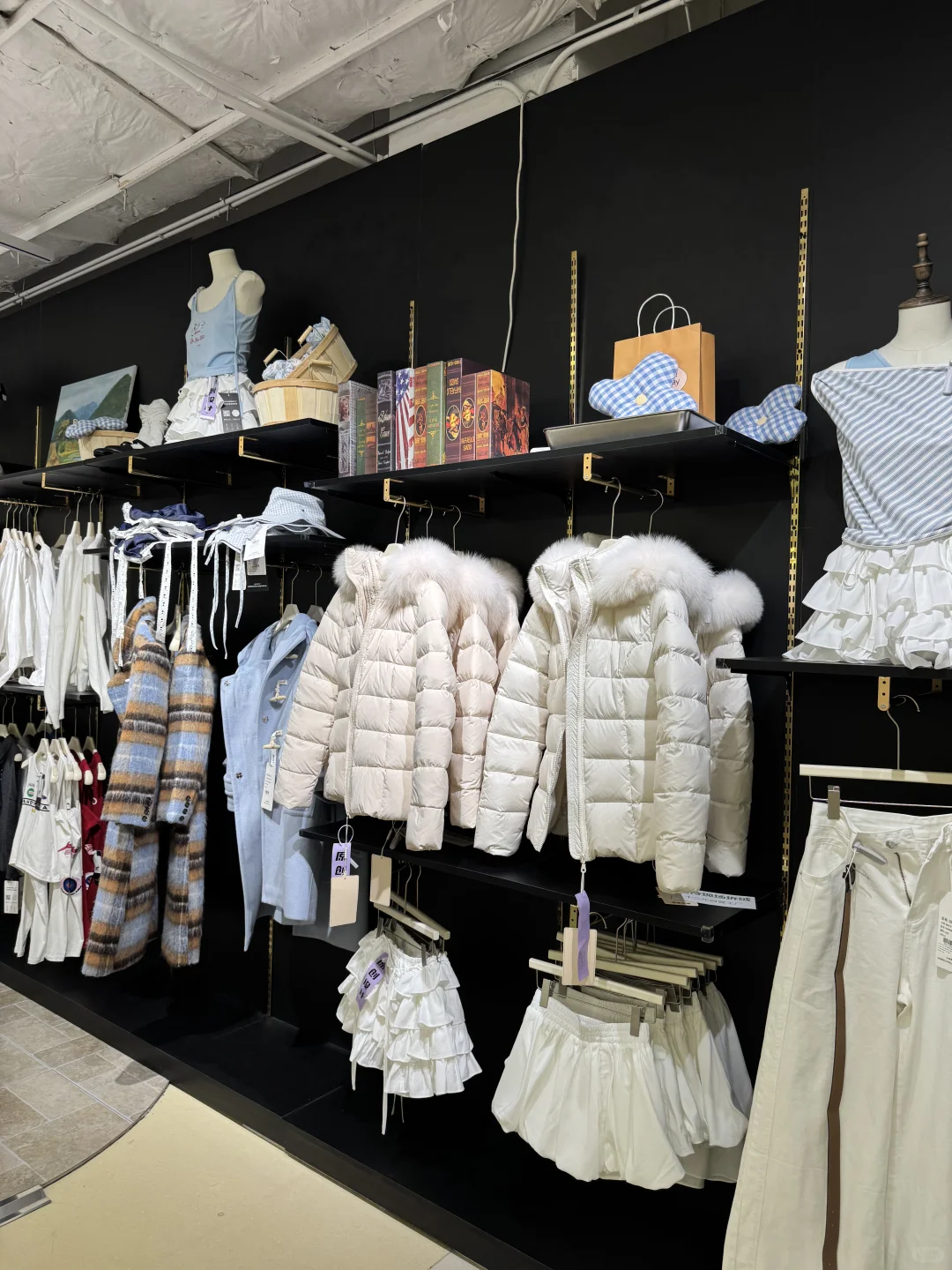 哈尔滨羽绒服源头厂家承接批量加工订单！