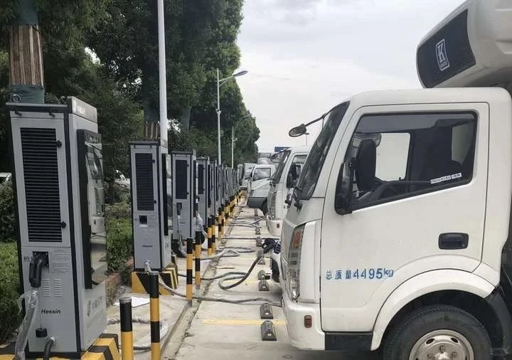 【智驭电能·充电基础设施新纪元】