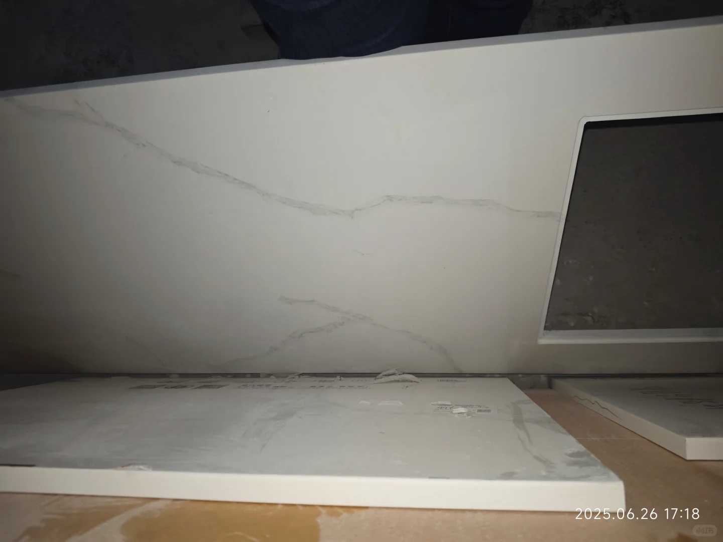 6月25日，今天去看看厨房台面加工情况。