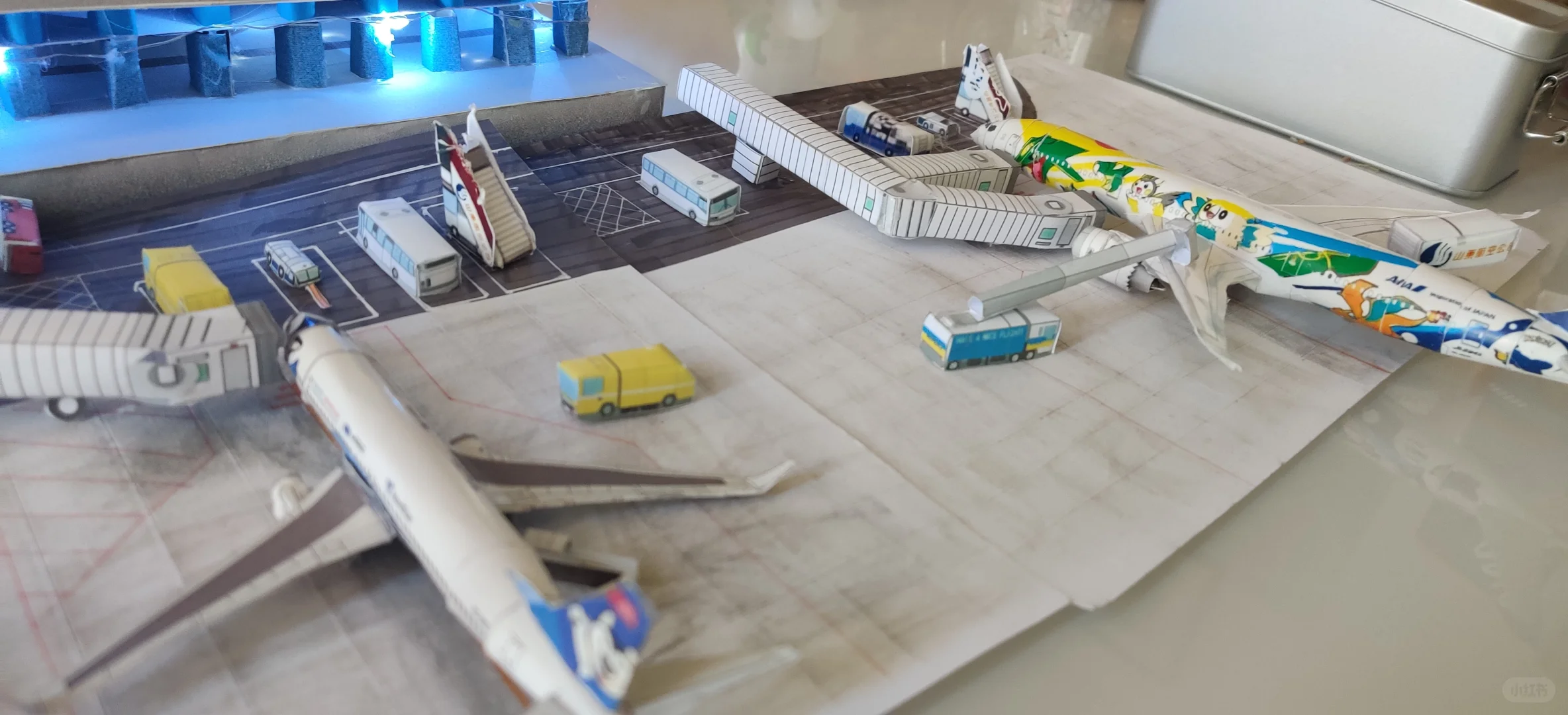 机场纸模型半成品