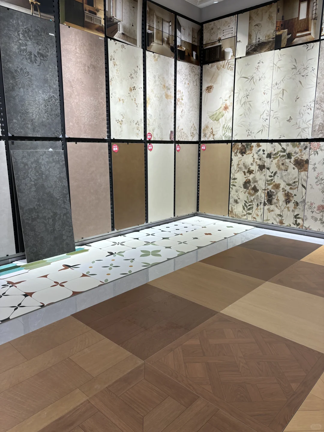 大学生周末勇闯建材城｜中古风瓷砖选购记