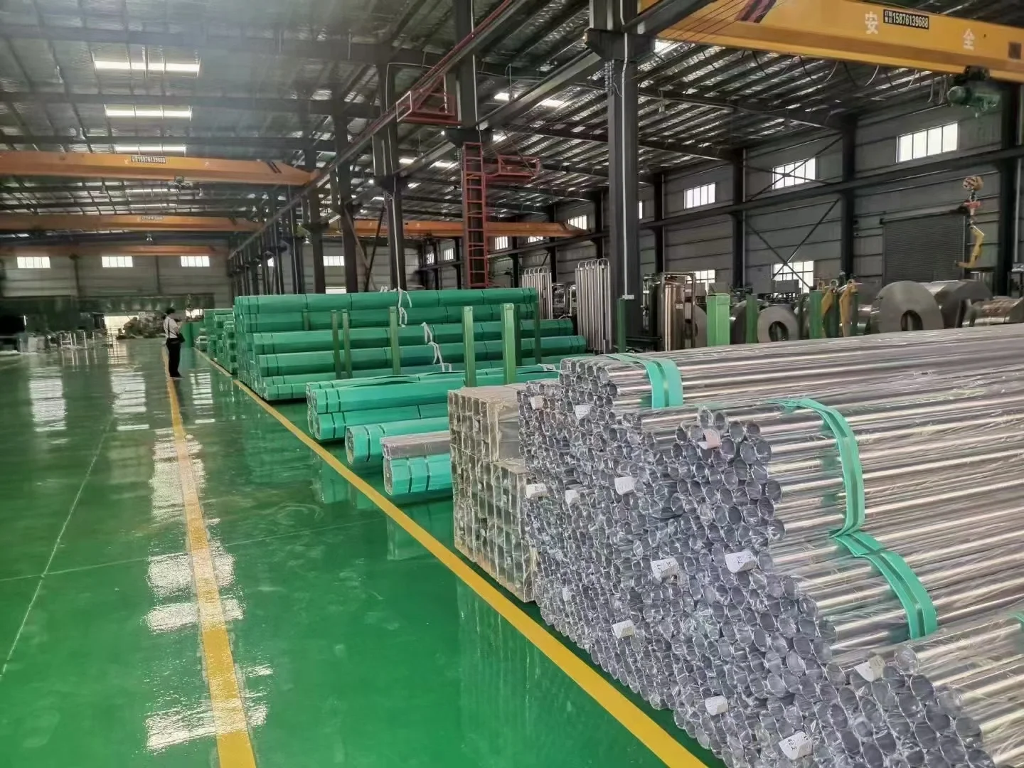 不锈钢工厂，干净也是一种生产力