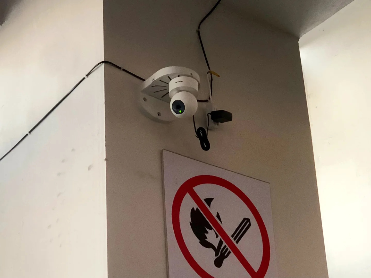 工厂只装 2-3 个监控？选无线真的香到哭！?