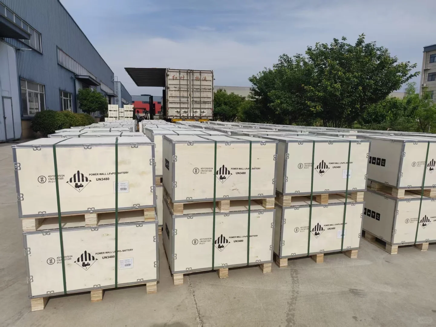 储能工厂实拍 大量现货供应