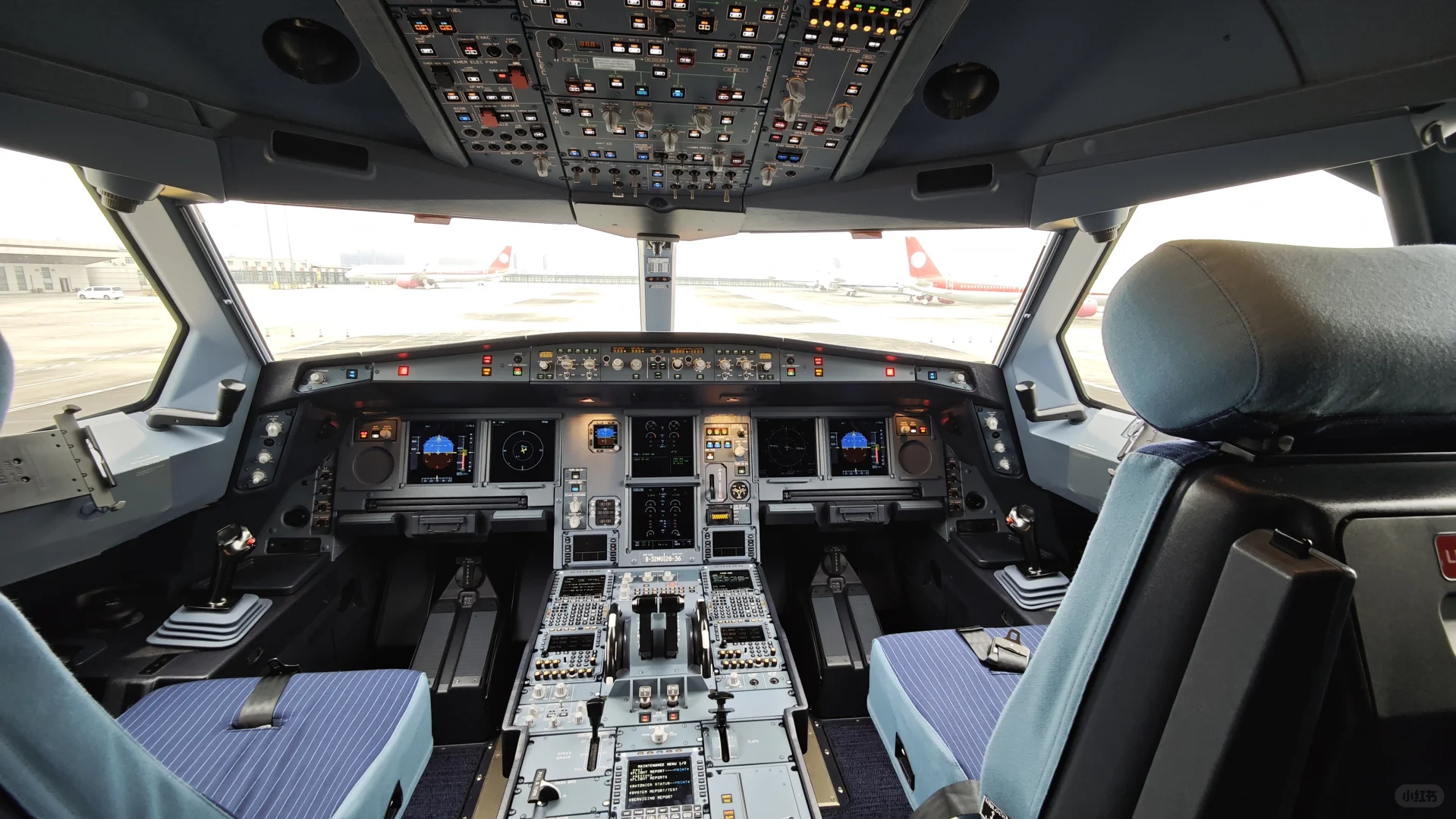 探索中国大陆首架330Neo宽体客机