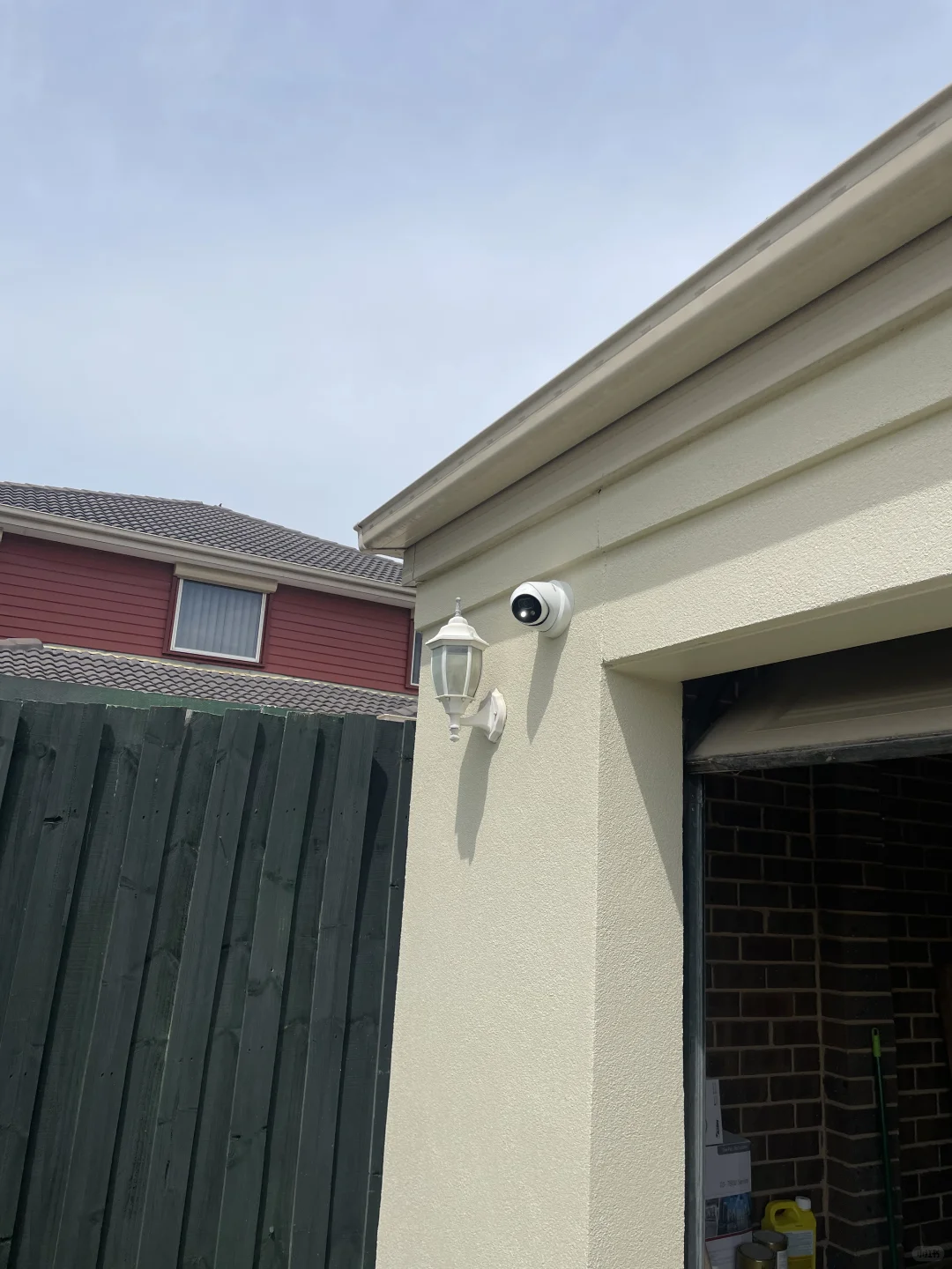 防盗系统必备，声光报警摄像头墨尔本包安装