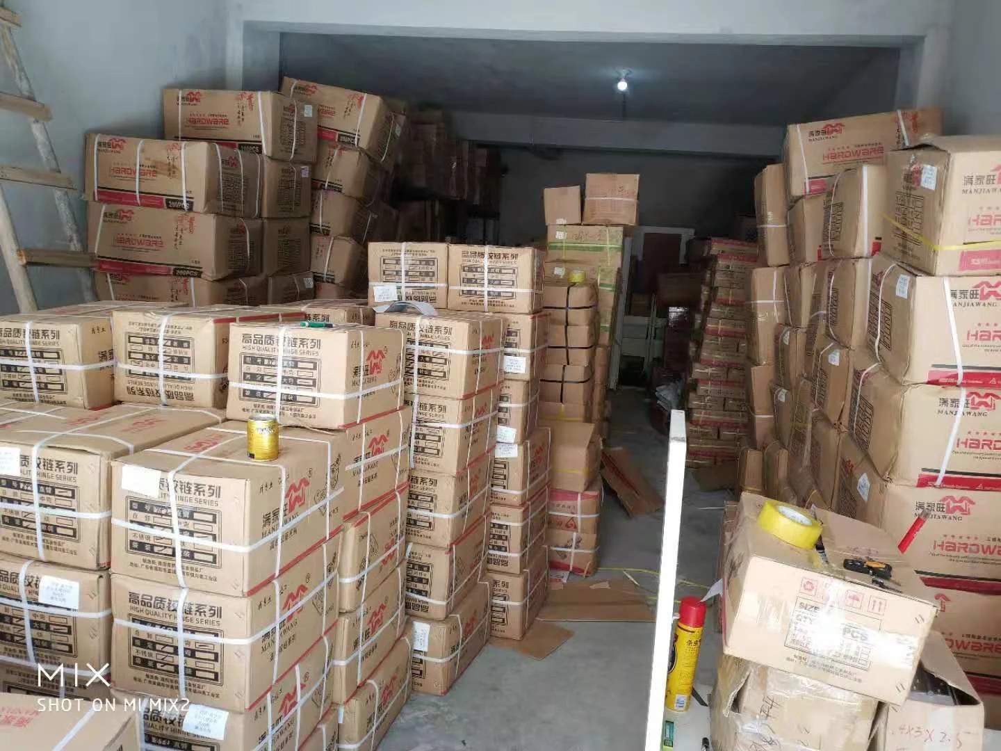 南宁快环建材市场智能锁、机械锁、五金批发