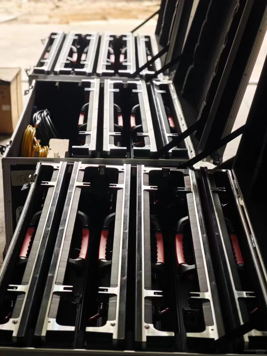 led全彩显示屏为什么会用航空箱包装运输？