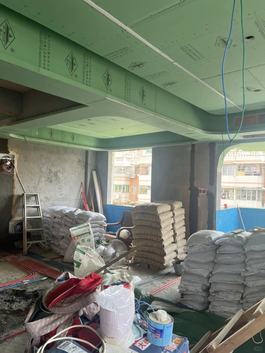 全屋定制想要便宜别找门店 直接找厂家去看