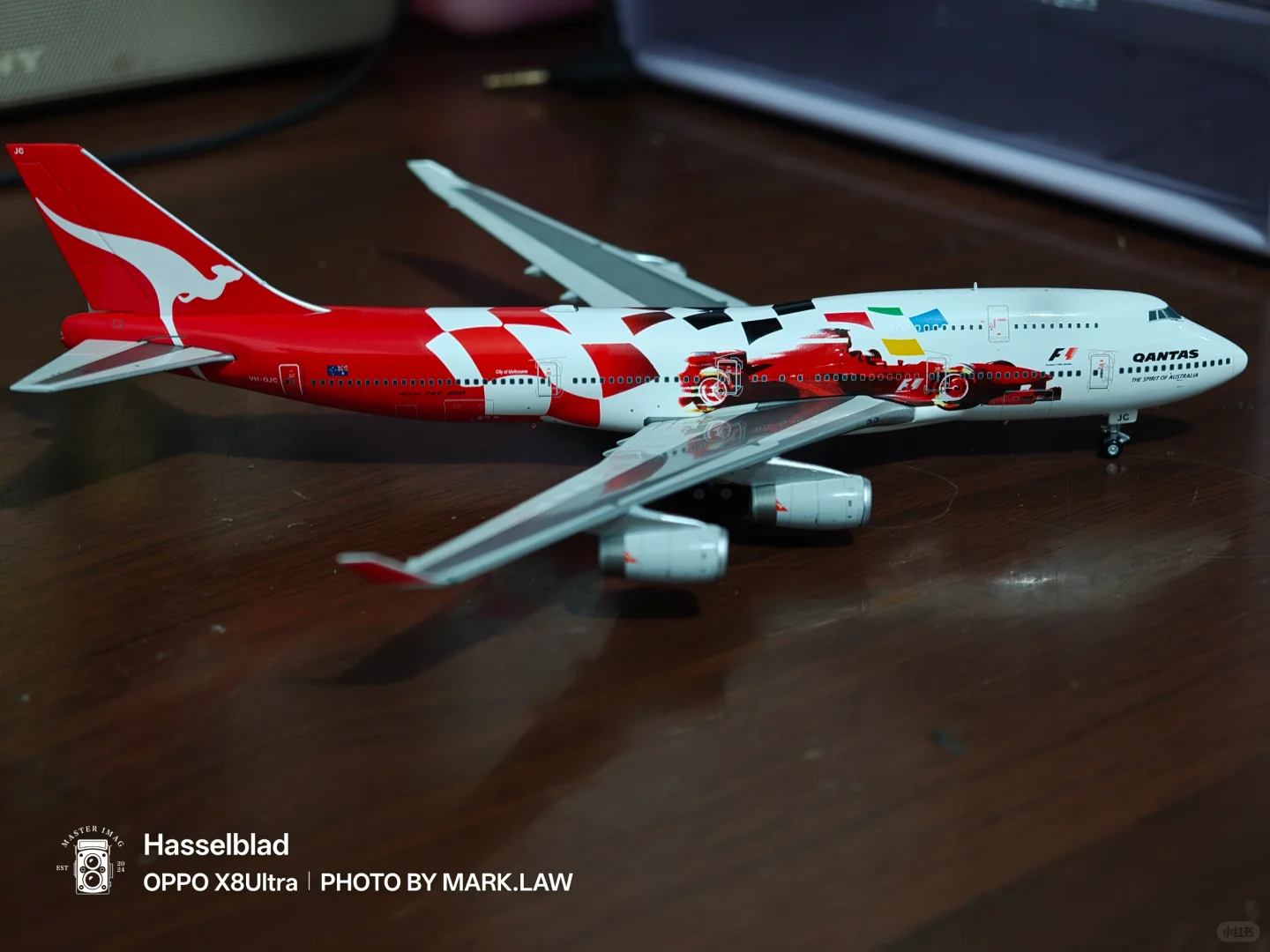 云端之梦：我人生中的第一架飞机模型 ✈️