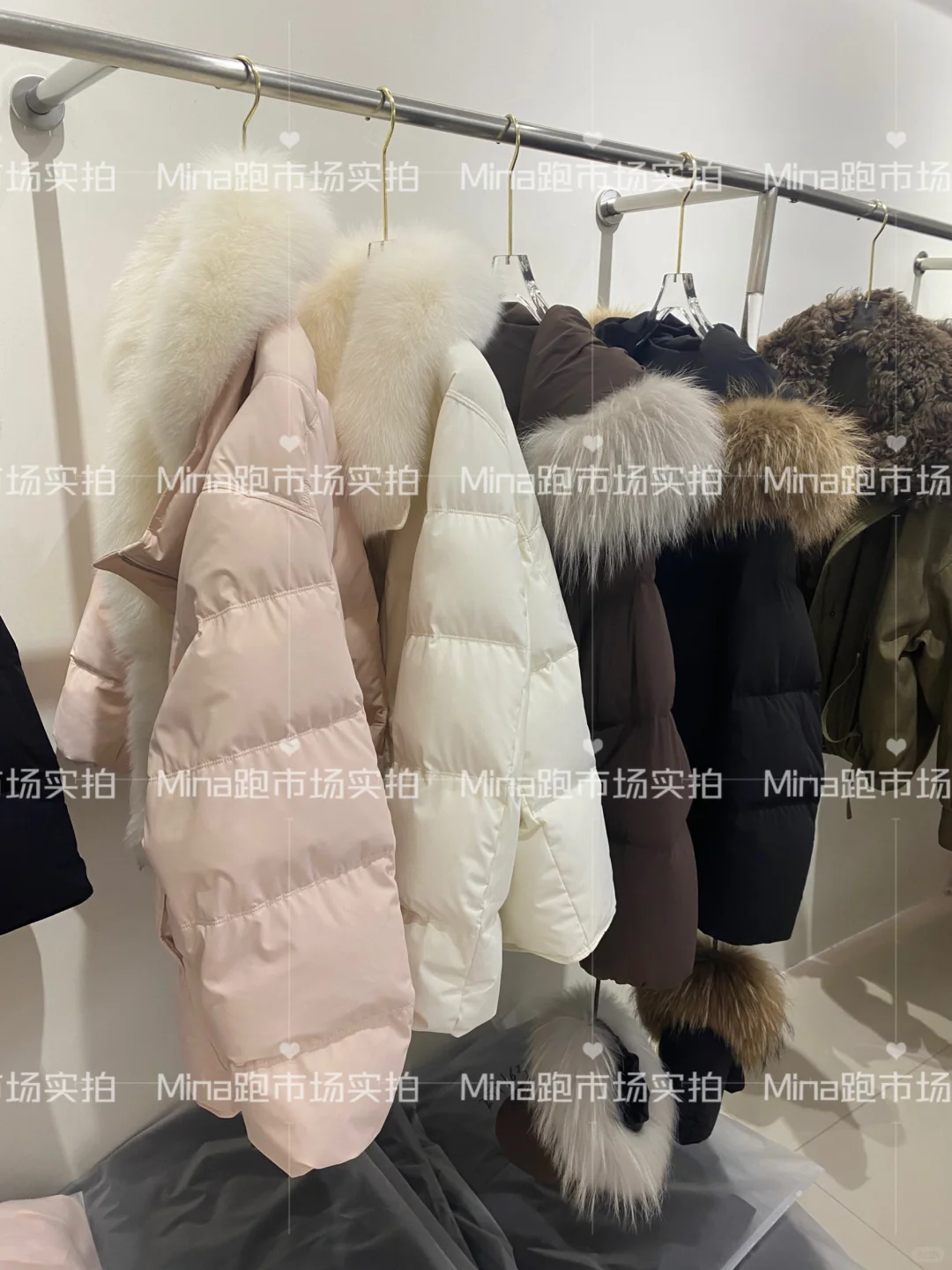 海宁皮革城95白鹅绒服档口