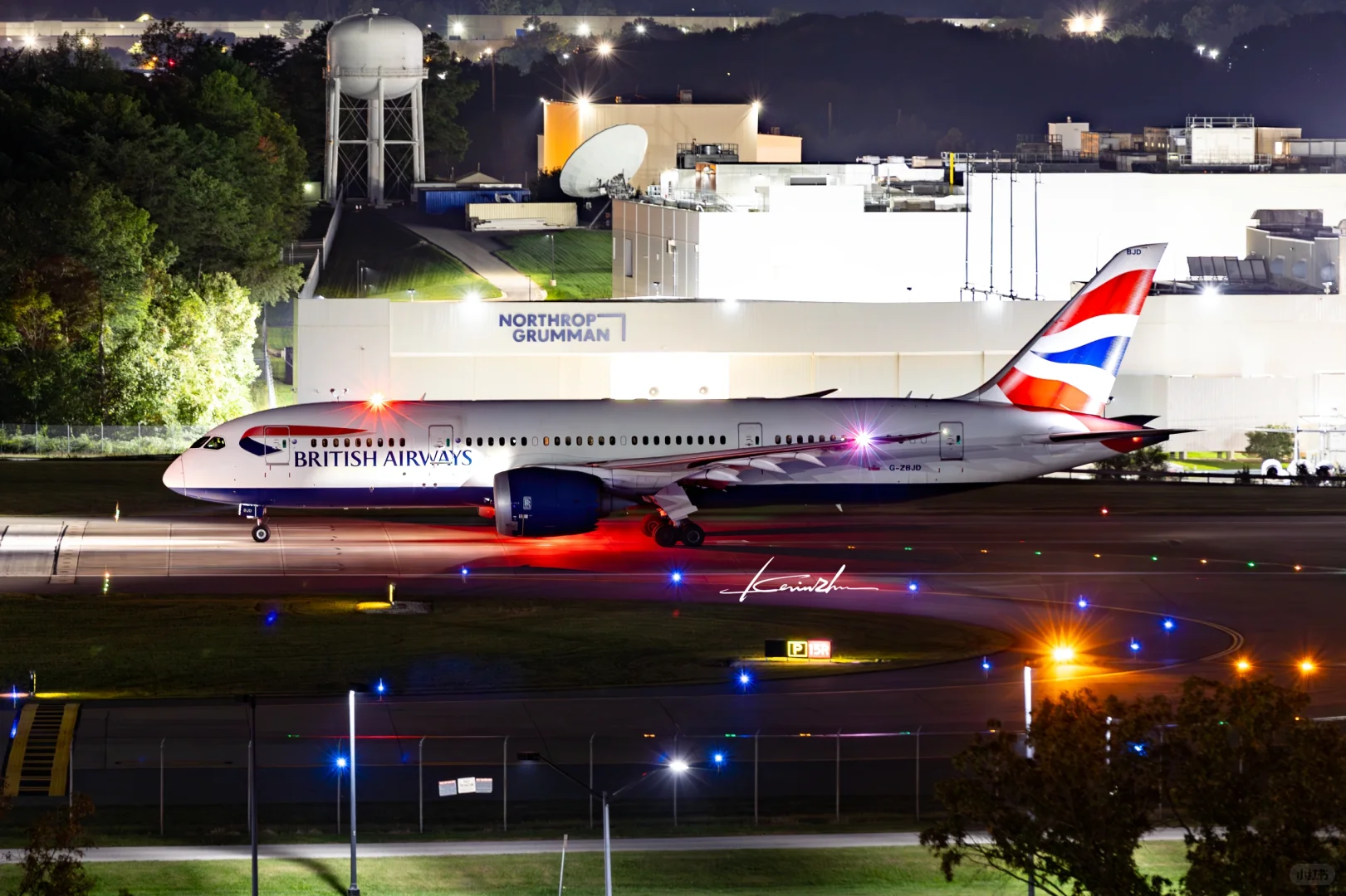 小小机场每天唯一的宽体客机