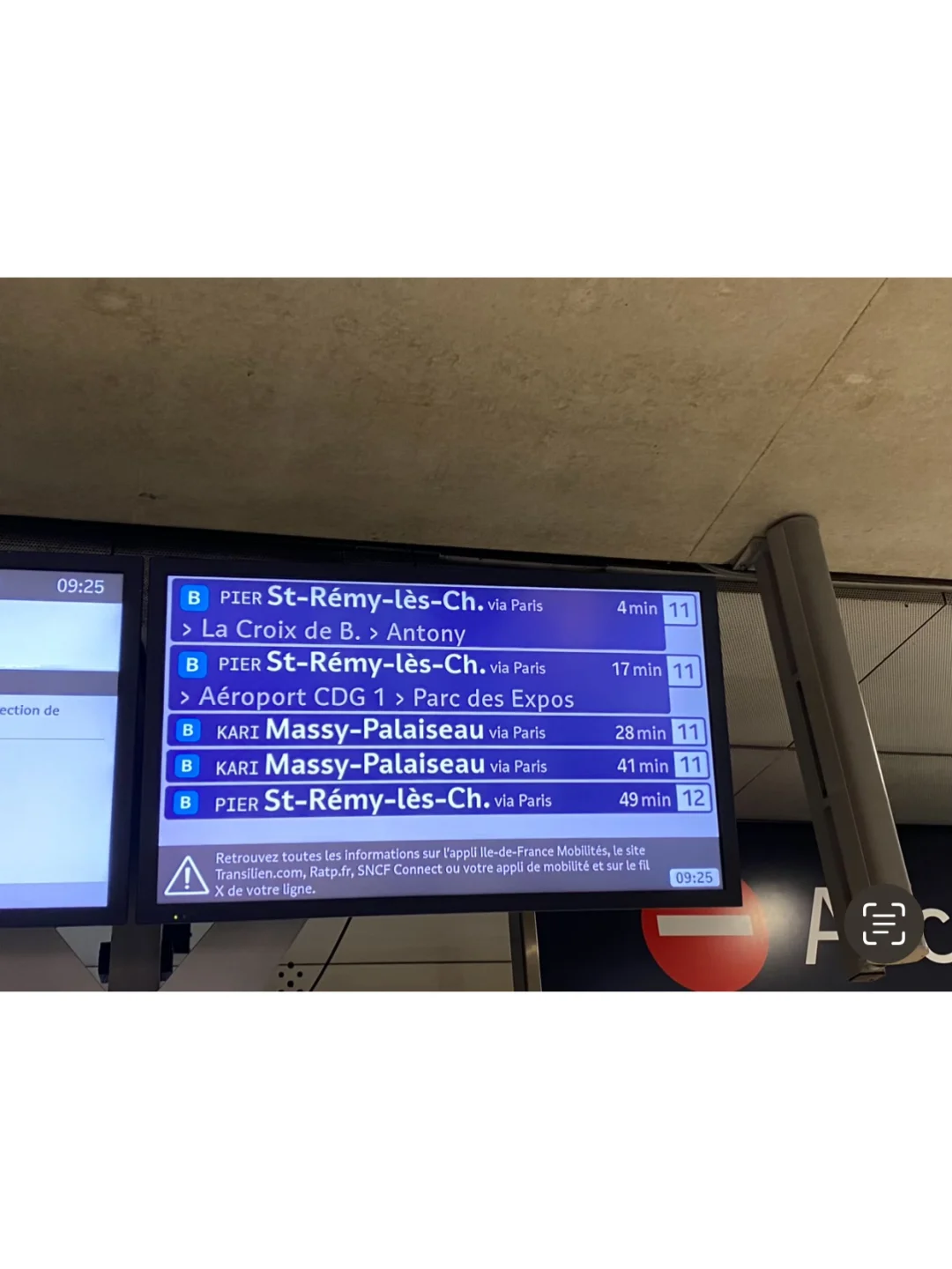 巴黎RER B鱼类观察录 列车是穿城而行的鱼缸