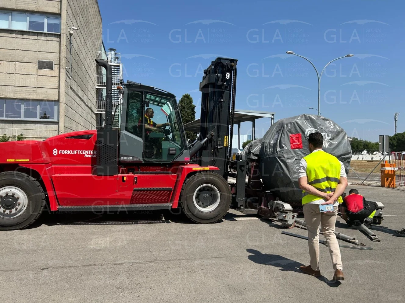 成功完成紧急AOG飞机发动机运输任务!