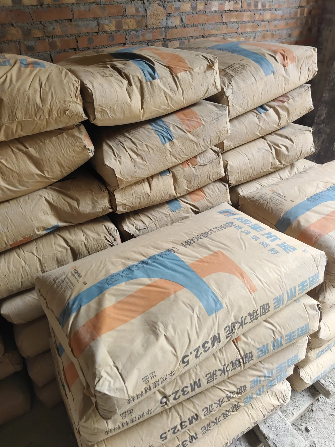 装修人必看！本地水泥沙石直供，省钱又省心