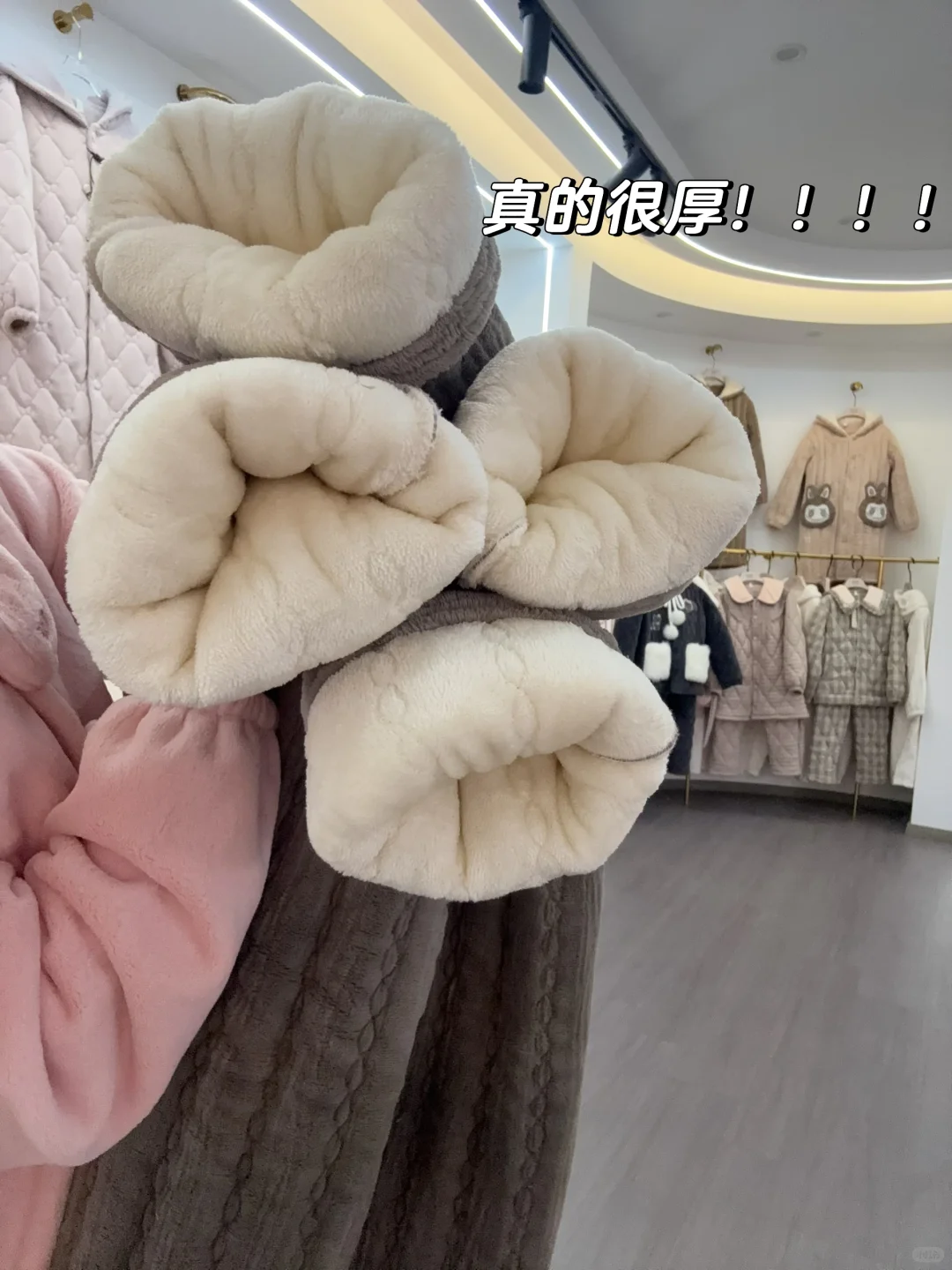 姐妹买了三套我爸厂里的家居服，真上称了?