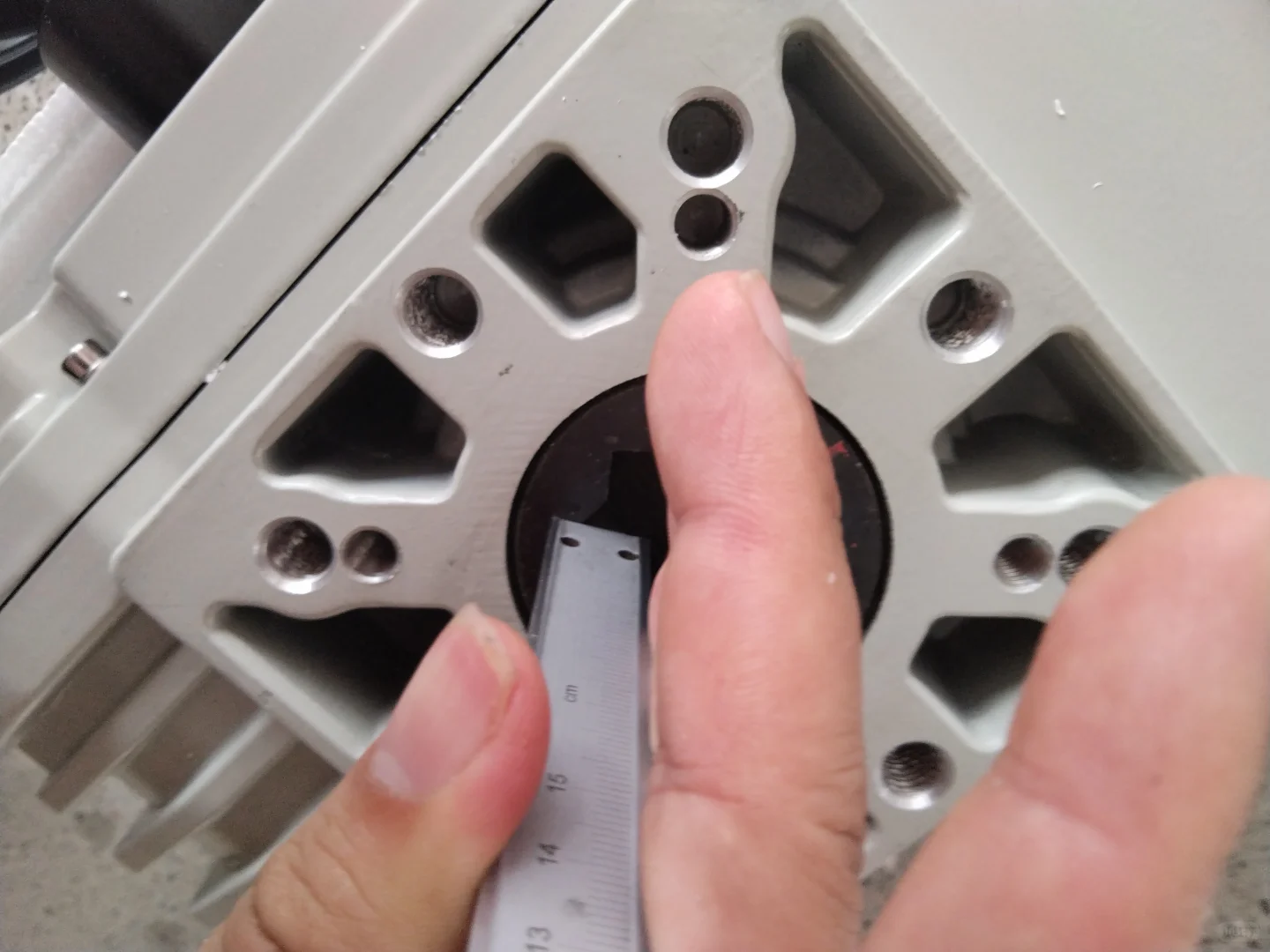 电动执行器调试中，需要精准的测量