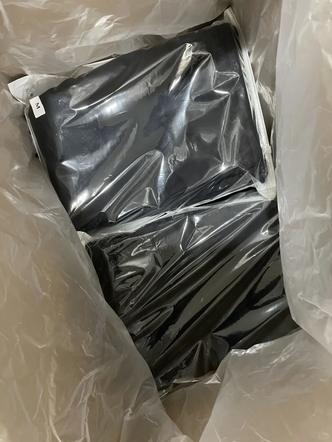 ??服装品牌开发产品找源头工厂合作!