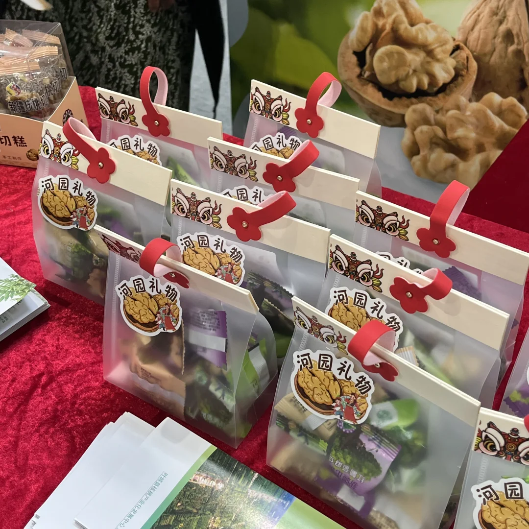 都去找这个姐姐！超热情！便宜实惠！