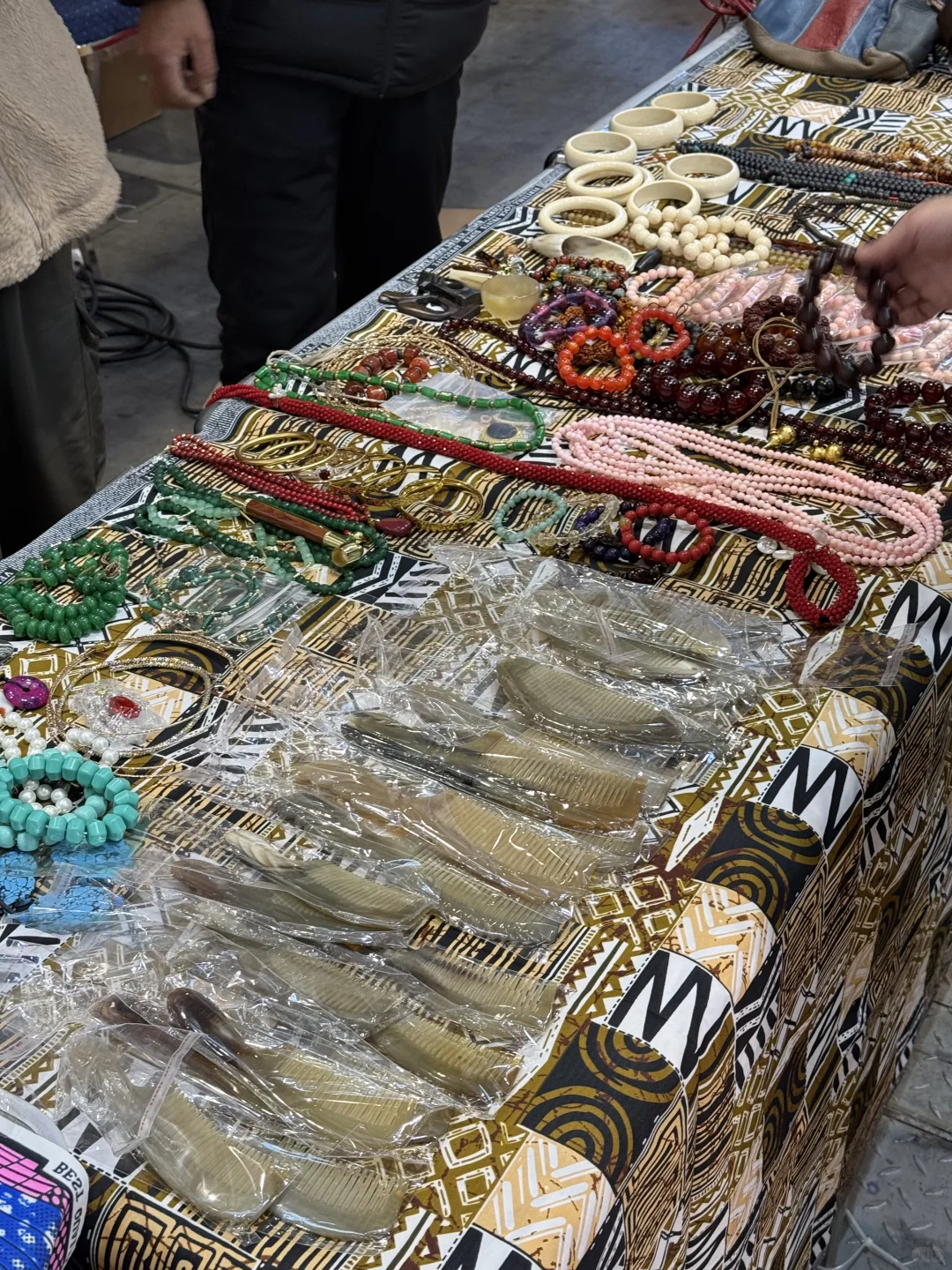 我靠我靠！！！济南首届！好多人啊。。。。