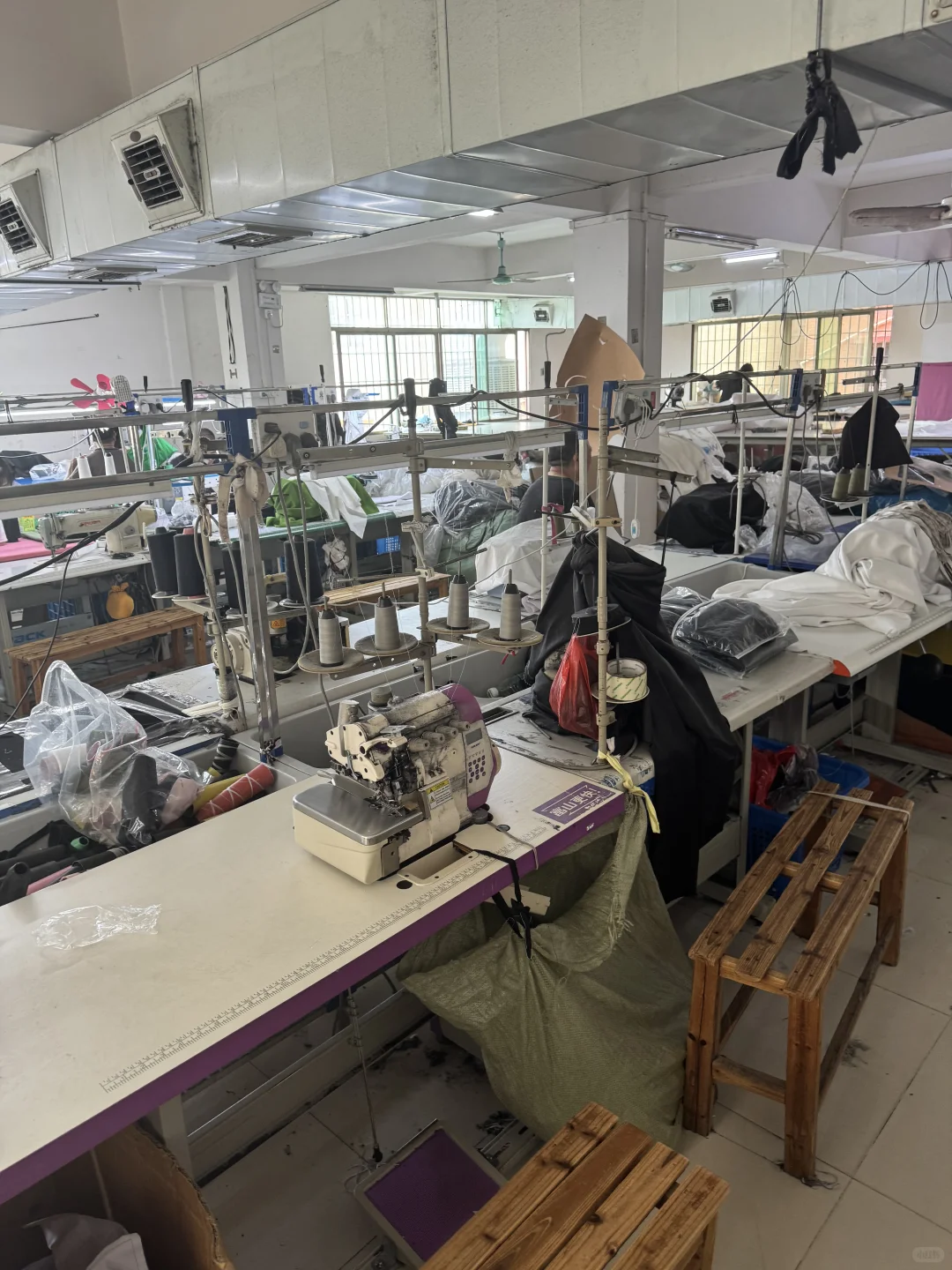 广州服装厂-欢迎洽谈