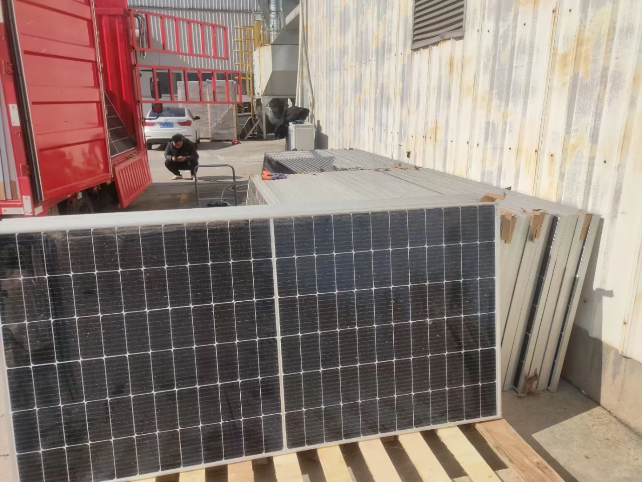 黑龙江电站拆卸光伏组件回收