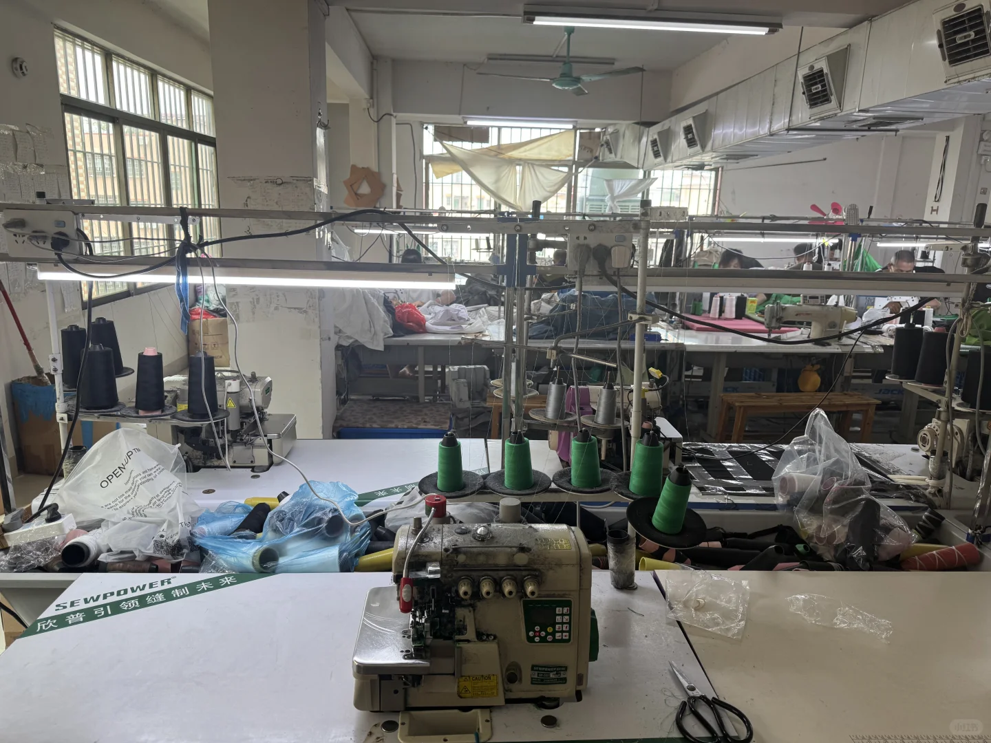 广州服装厂-欢迎洽谈