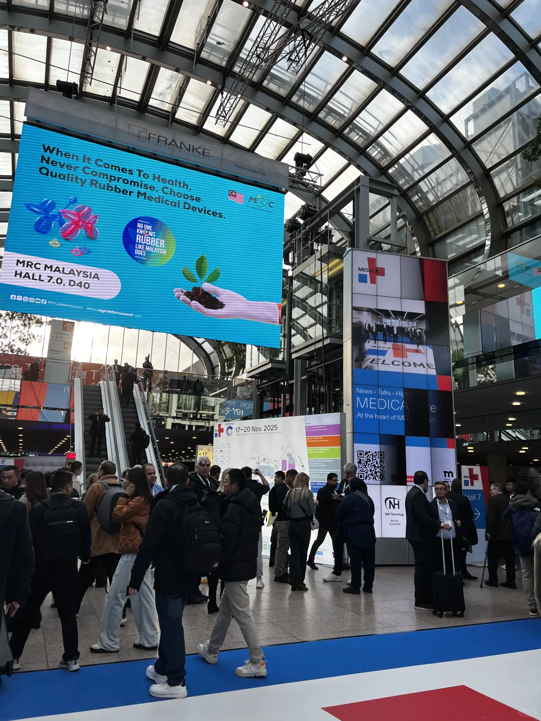 ??杜塞Medica医疗展全攻略