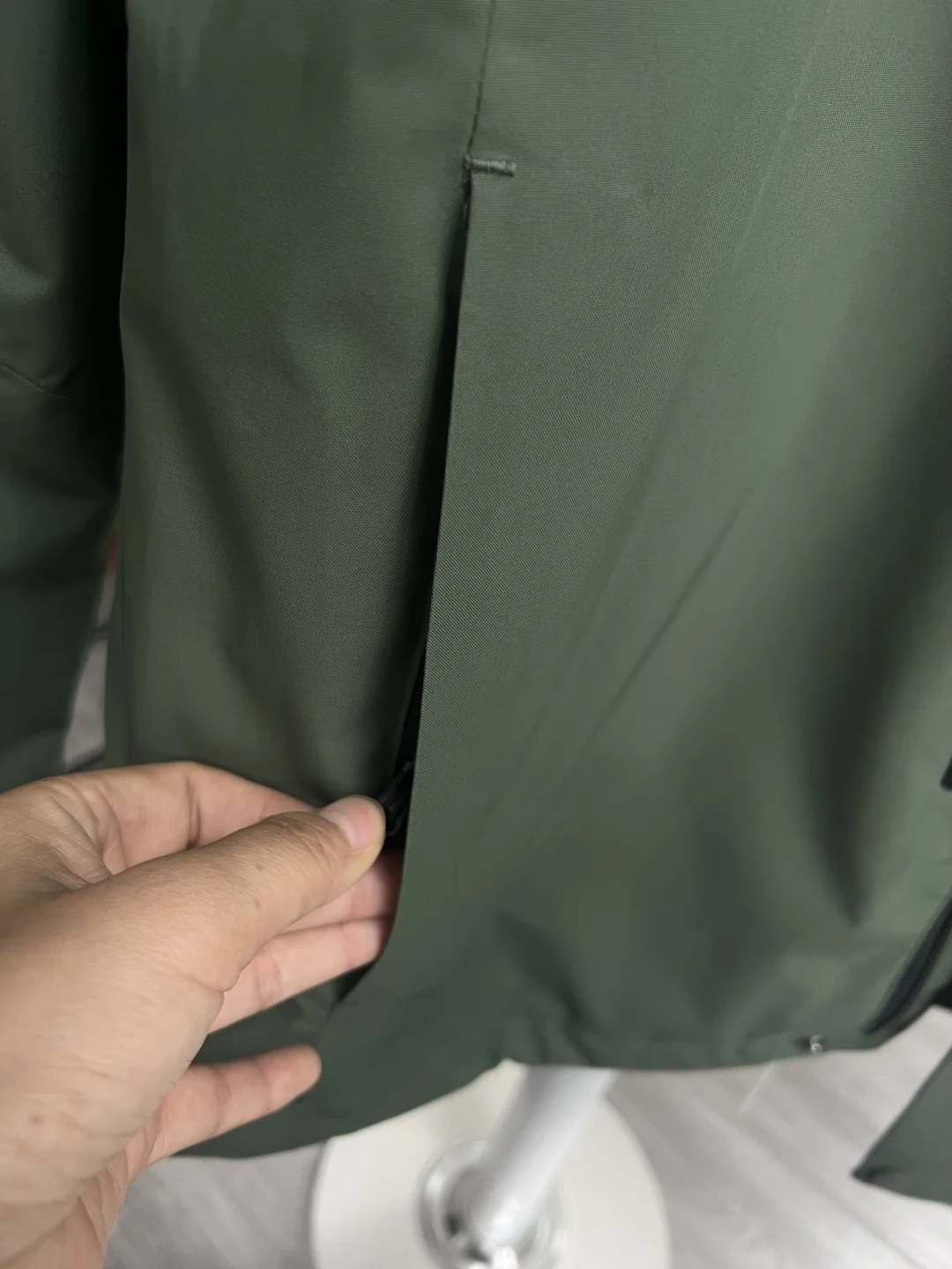 被问爆的瑞幸同款!三合一冲锋衣工作服定制