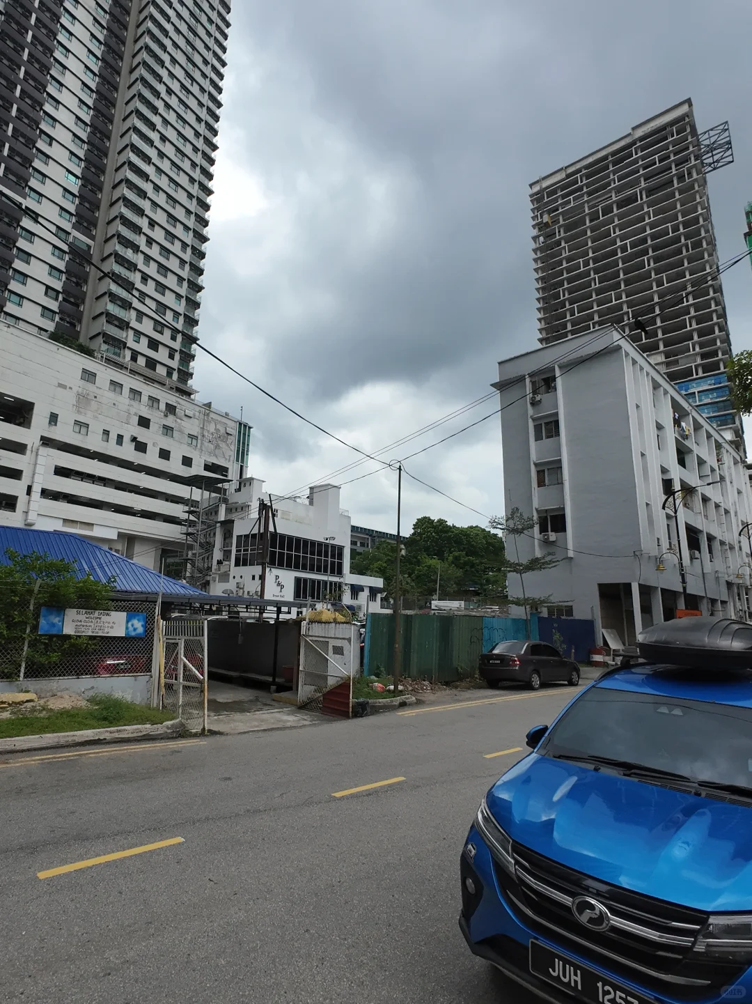 新山繁华城市隐藏着的古老行业 印度椰花酒