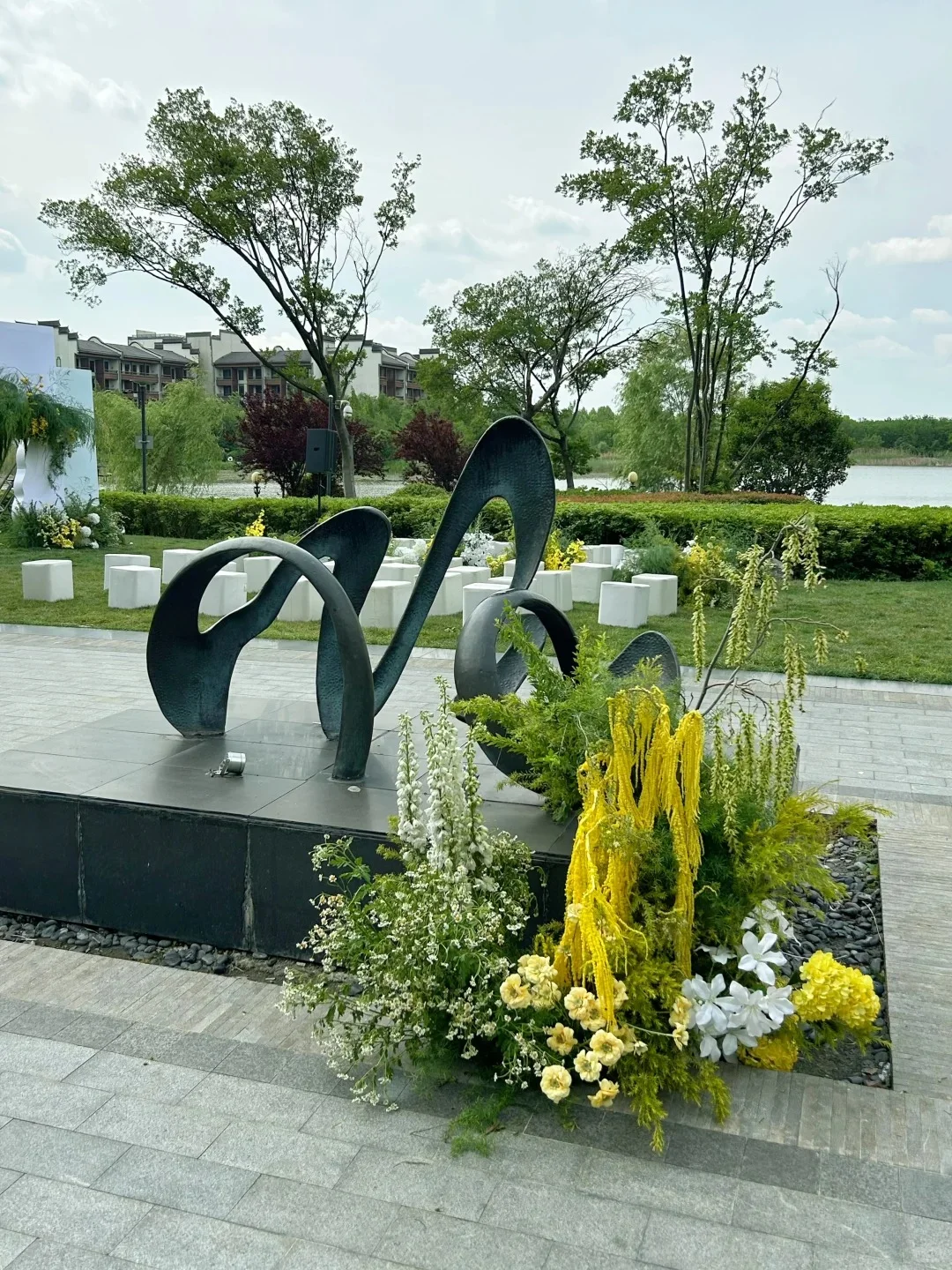 草坪婚礼布置|户外果蔬婚礼|韩系户外婚礼