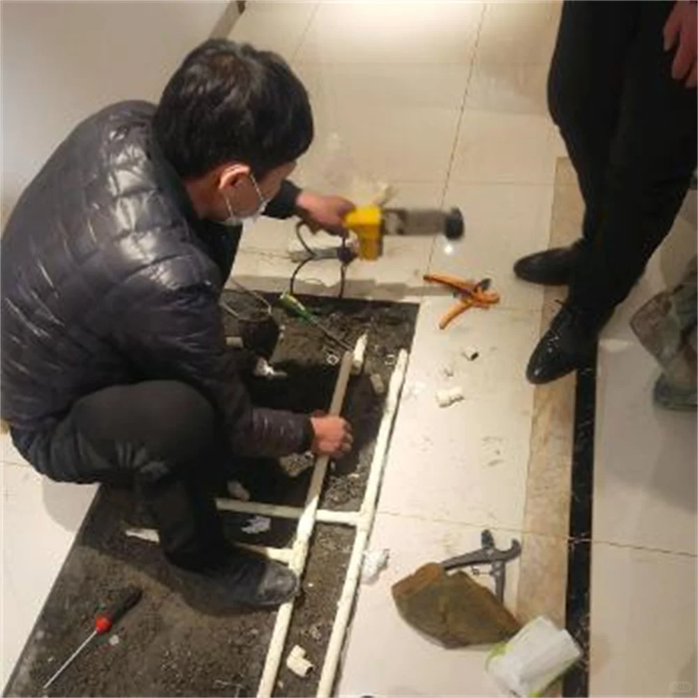 天津津南区池塘污泥清理