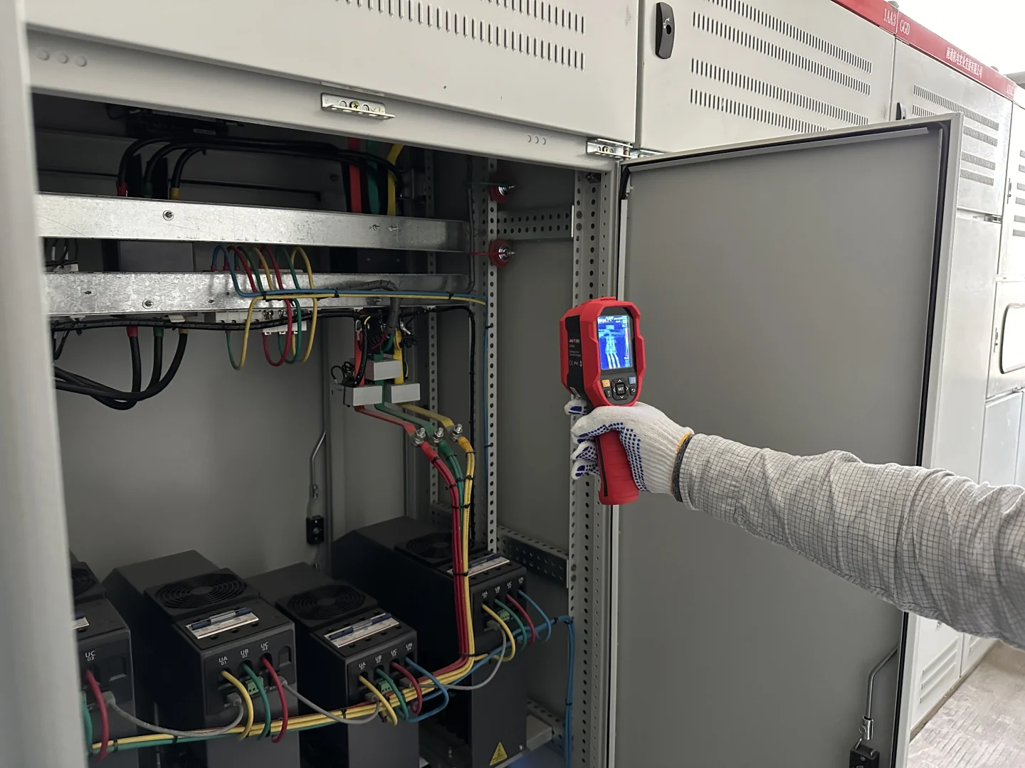 为什么企业需要安装新能源