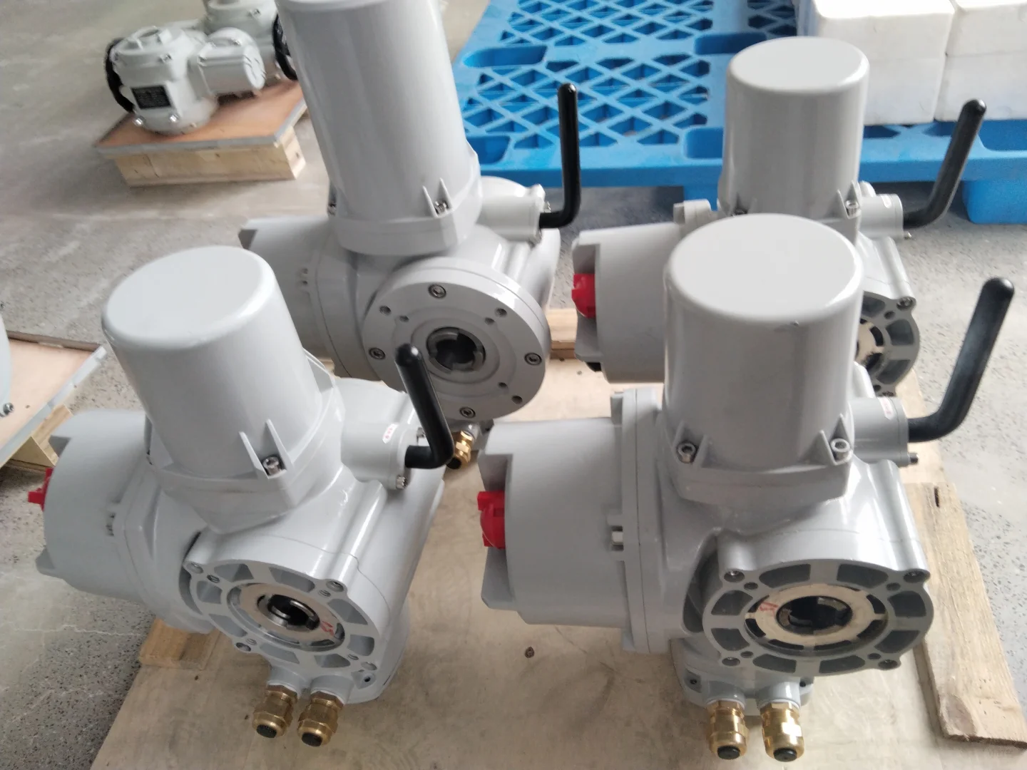 随便挑，随便选，自己生产的电动执行器