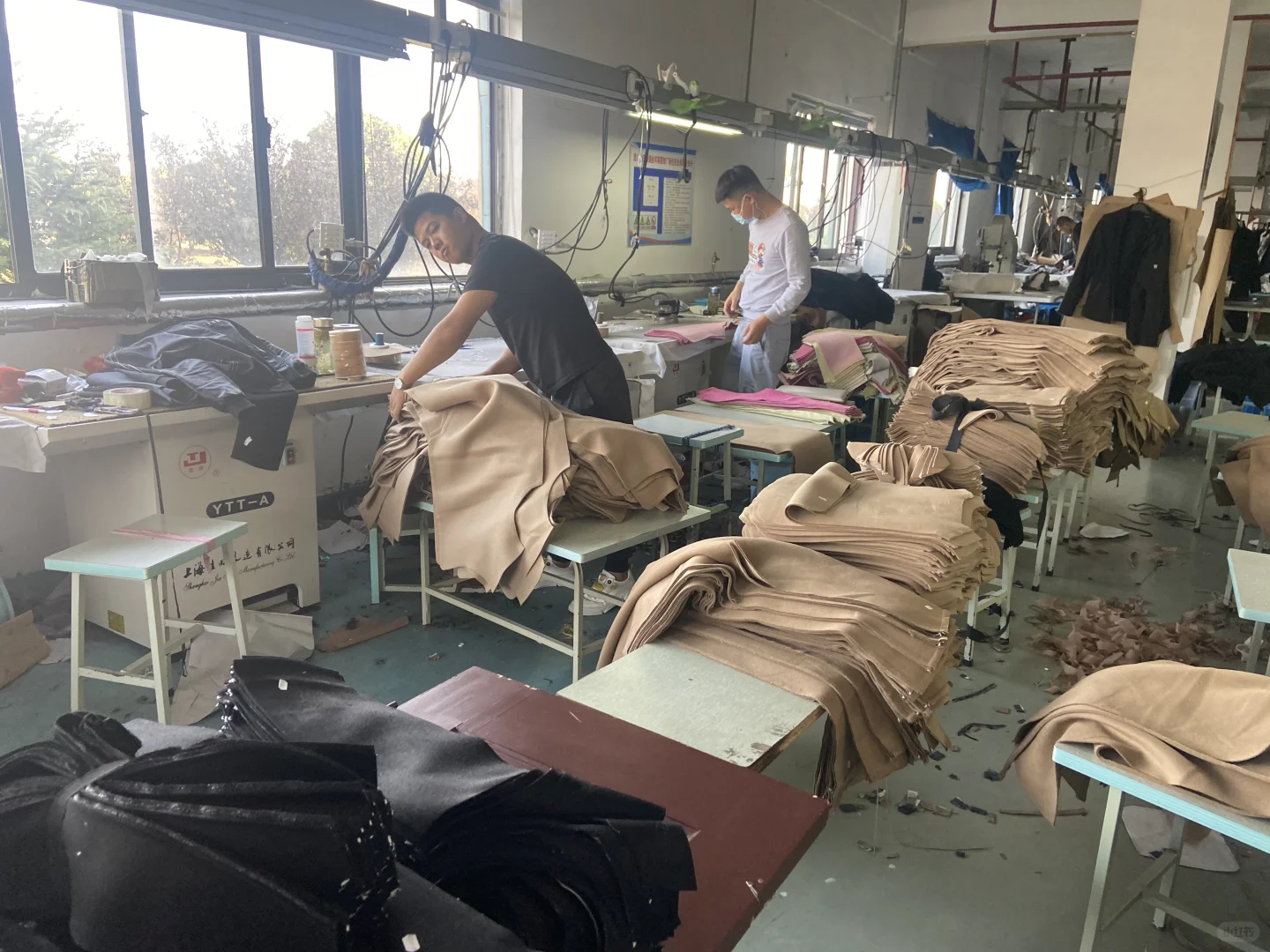 要做自己的小品牌,要双面呢、皮草工厂看过来