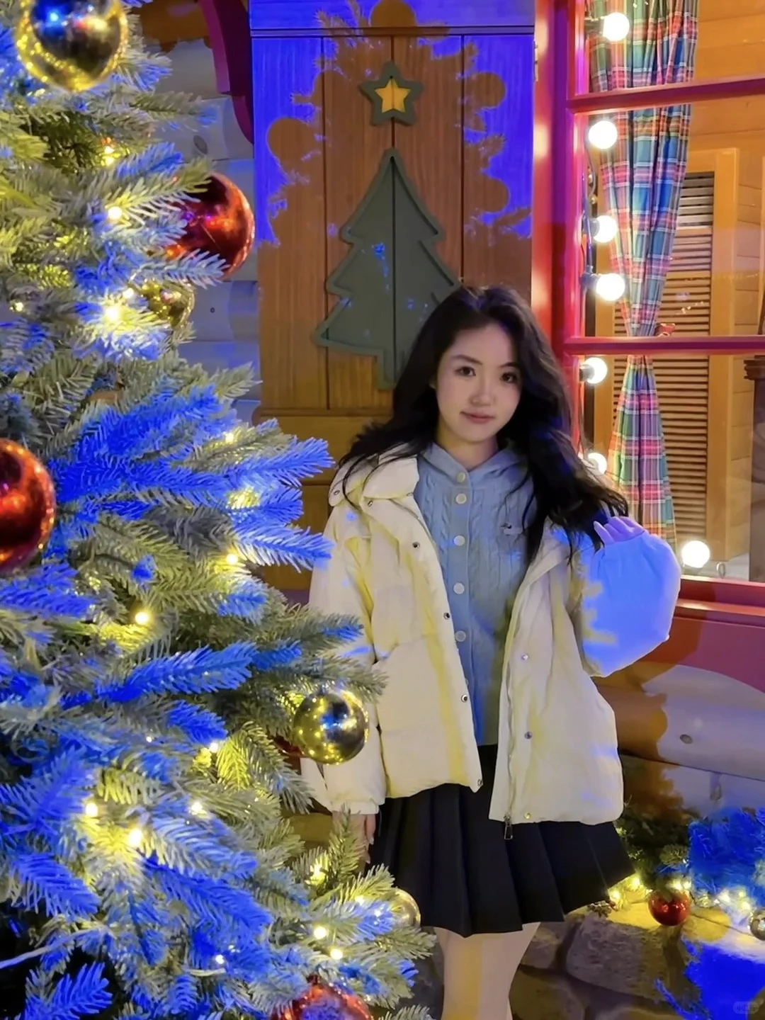 央财日记｜人在图书馆坐，心已到圣诞环球?