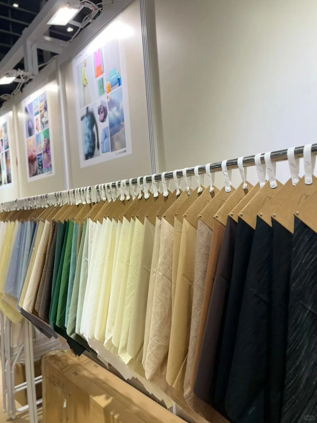 开展了！直击我们的展位现场??