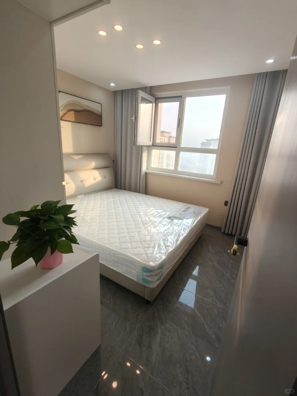 会展顶复带晒台149平总价110万首付15万