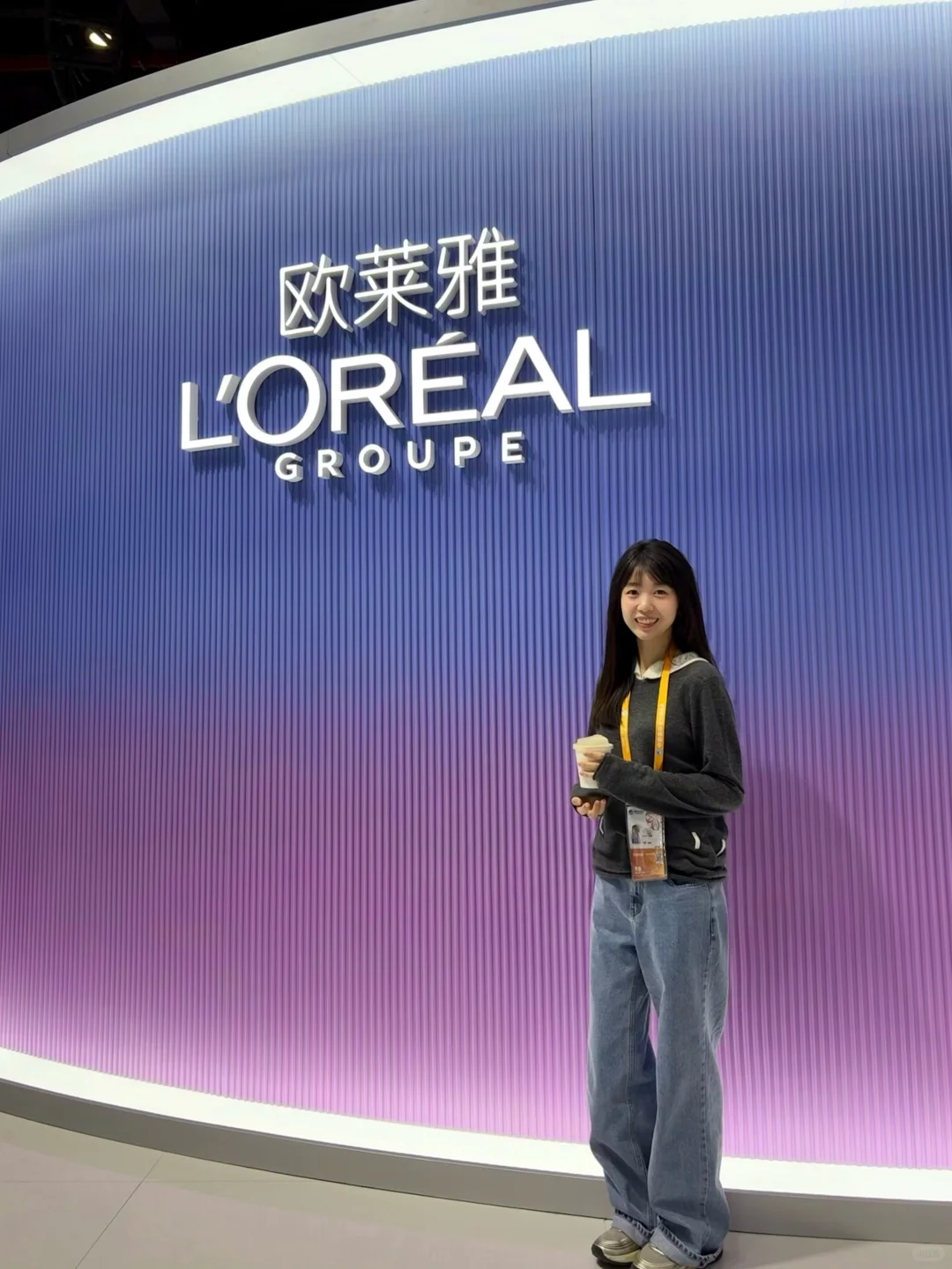 外企plog｜进博会郑钦文就这么朝我走来了?