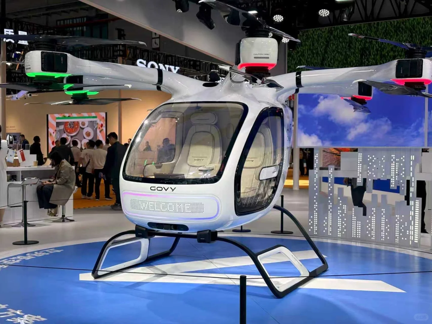 第一次来到中国进口博览会，真的被震撼到了！