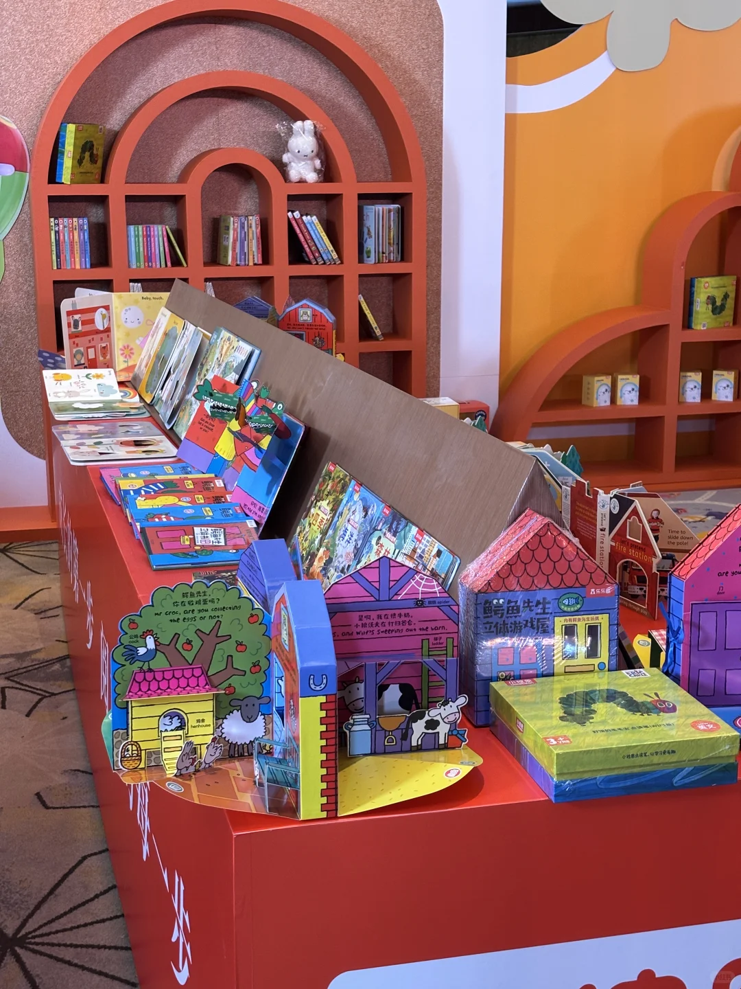 我在小彼恩新品发布会现场