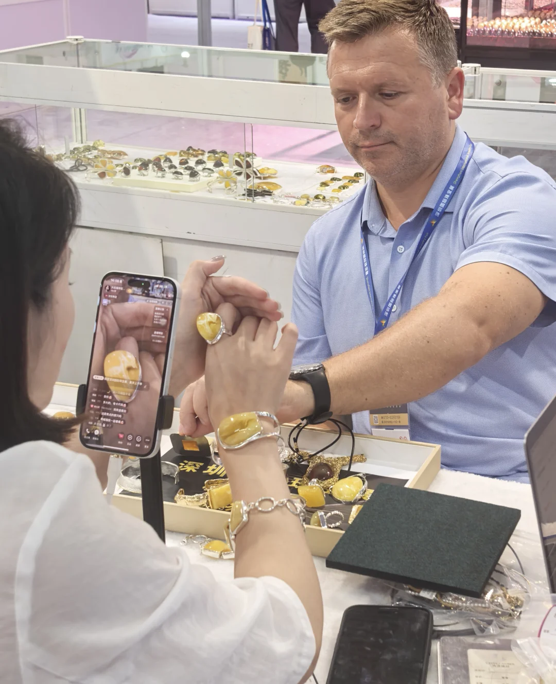 PASCALE深圳国际珠宝场专场特惠，现场砍价