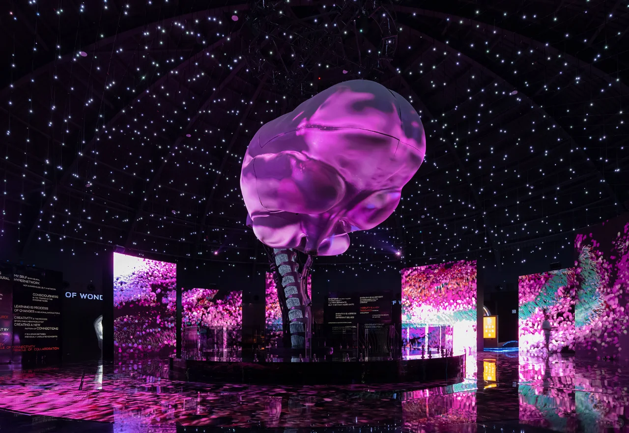 “神奇机械”的沉浸式互动装置｜俄罗斯馆